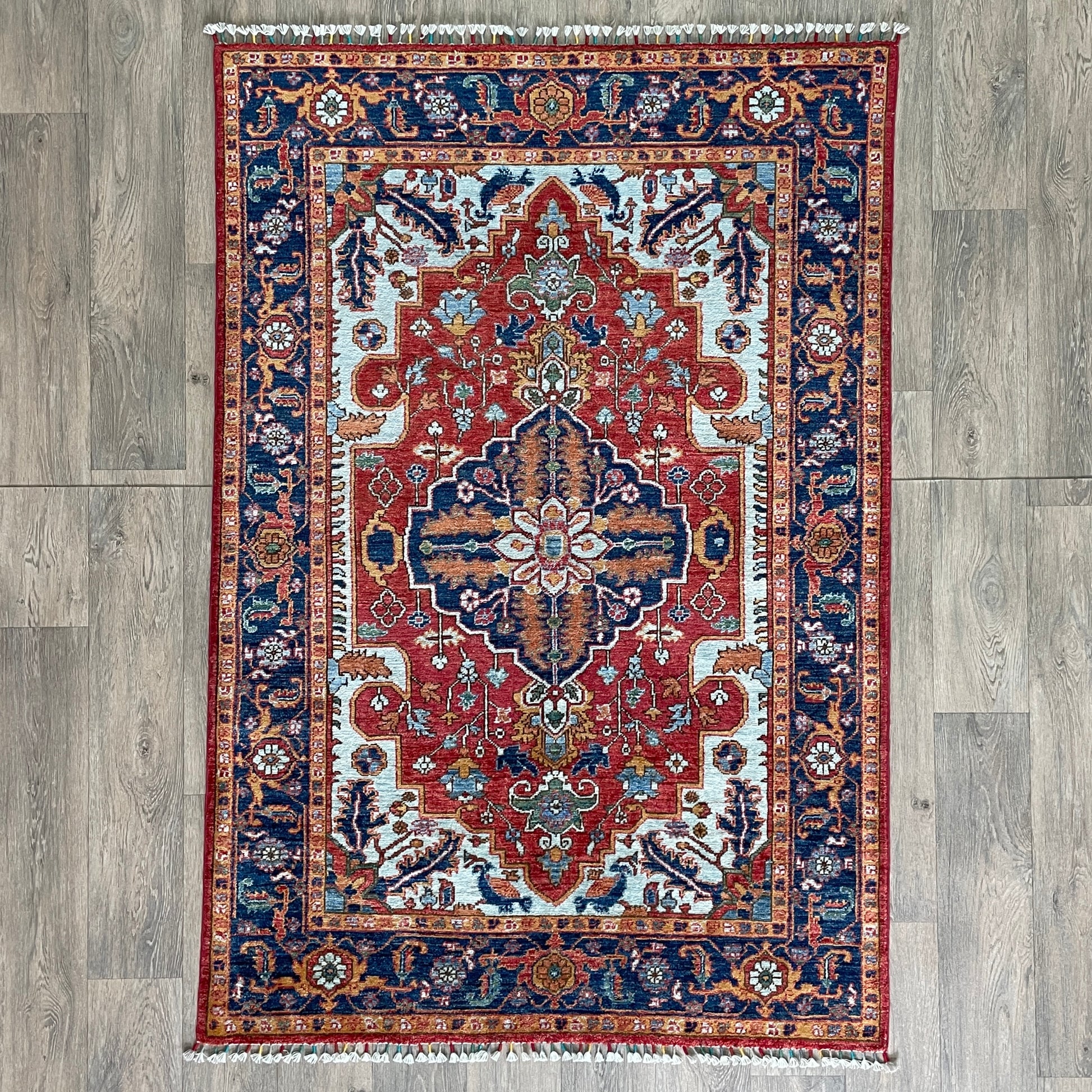 183 x 121 cm | Afghan Heriz Rug