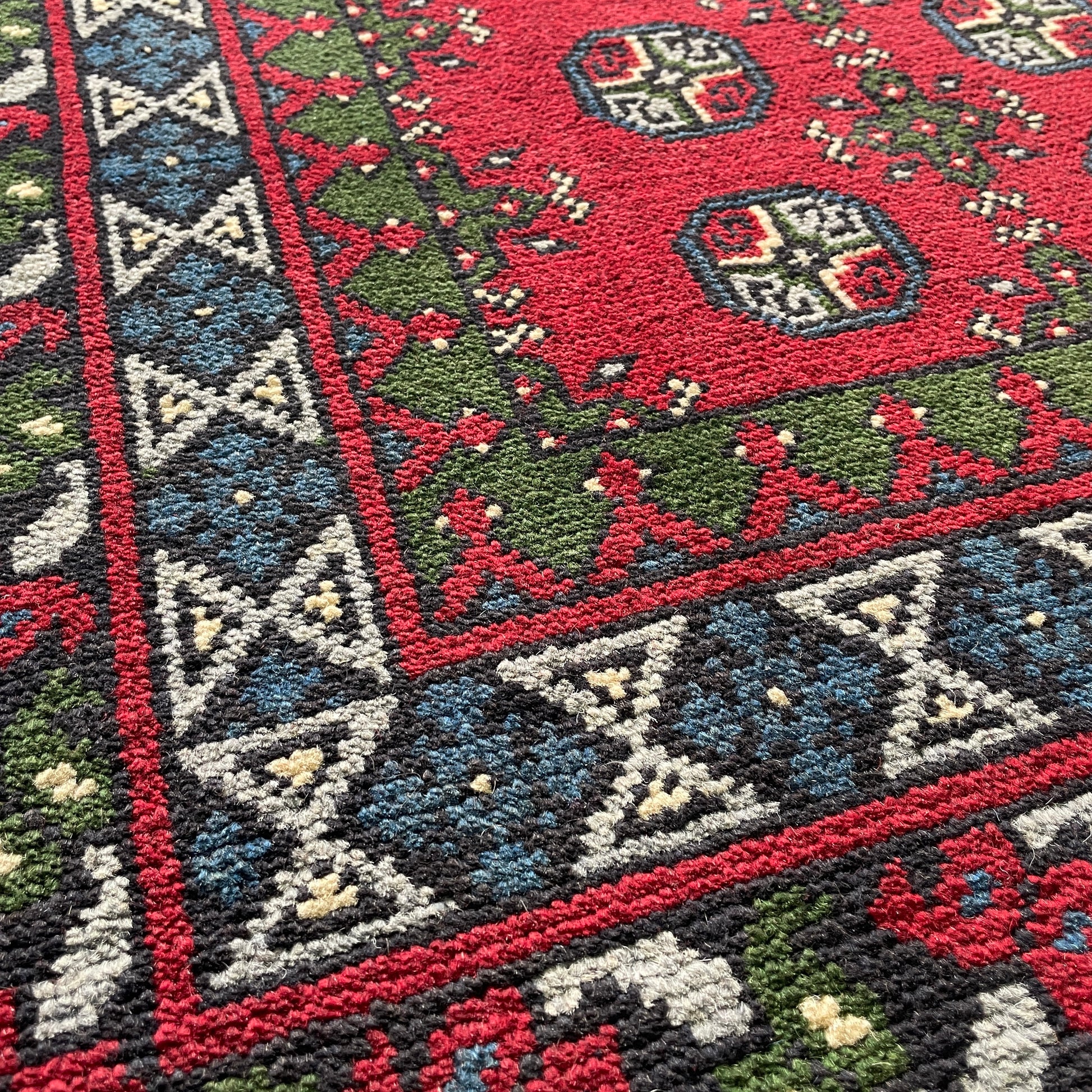 304 x 206 cm | Afghan Aqcha Rug