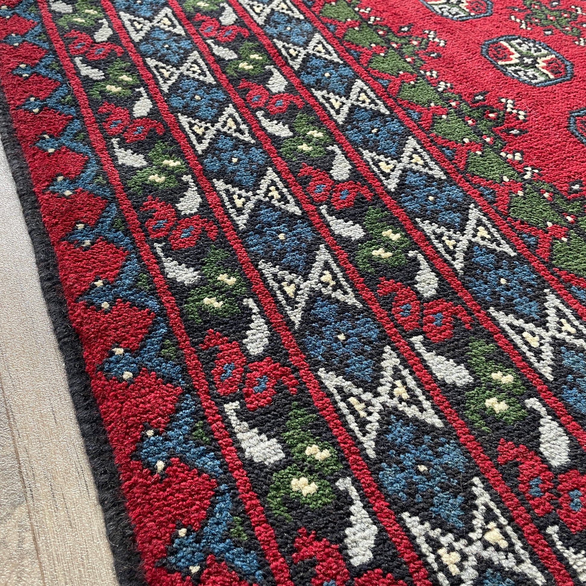304 x 206 cm | Afghan Aqcha Rug