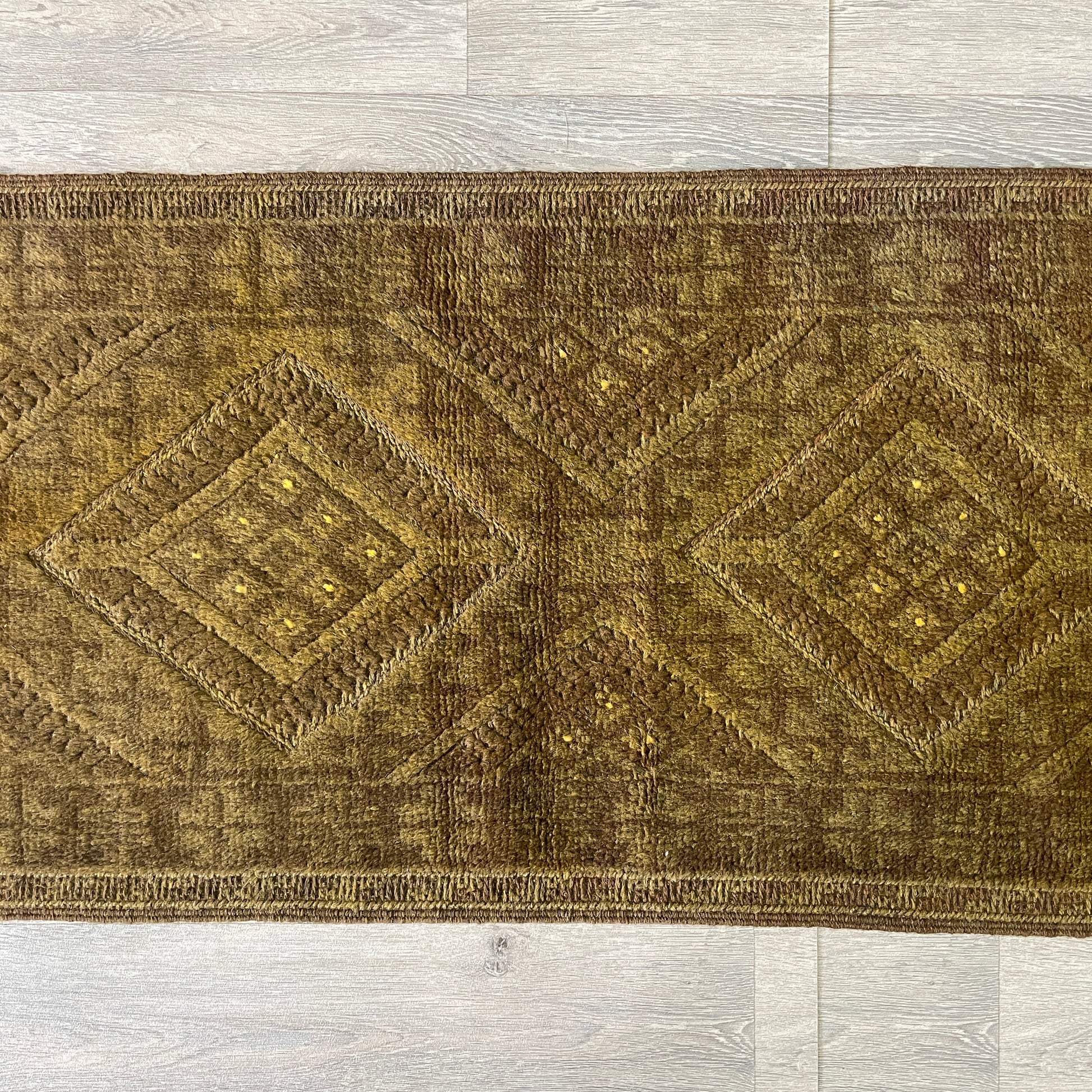 268 x 59 cm | Afghan Mushwani Runner