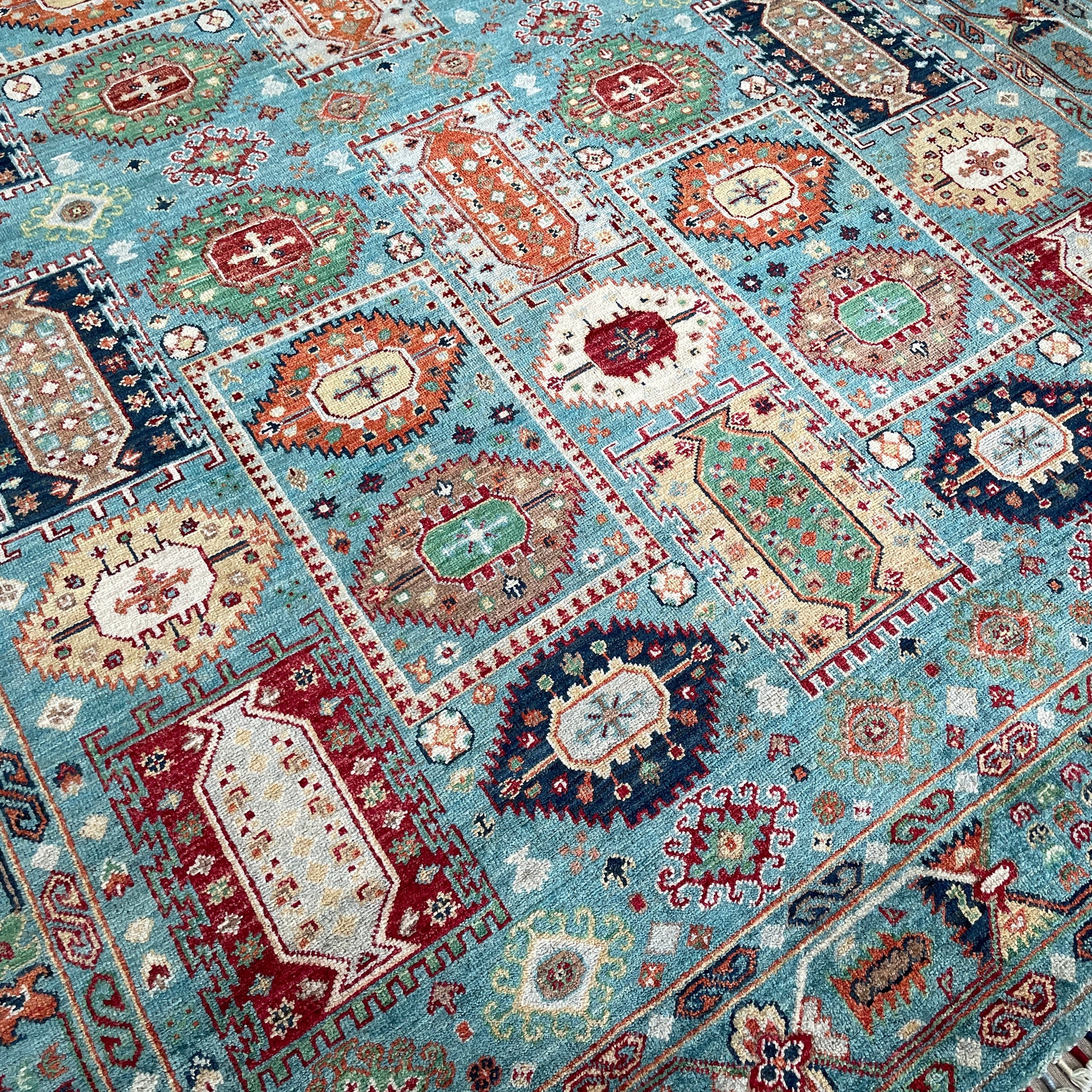 277 x 192 cm | Afghan Sultani Rug