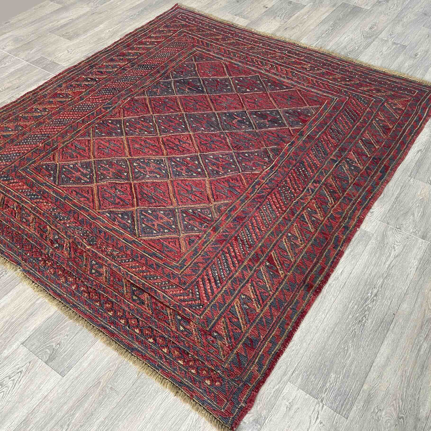 Afghan Mushwani Rug