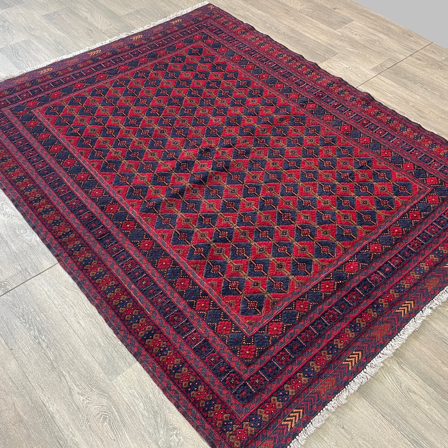 202 x 156 cm | Afghan Fine Mushwani Rug