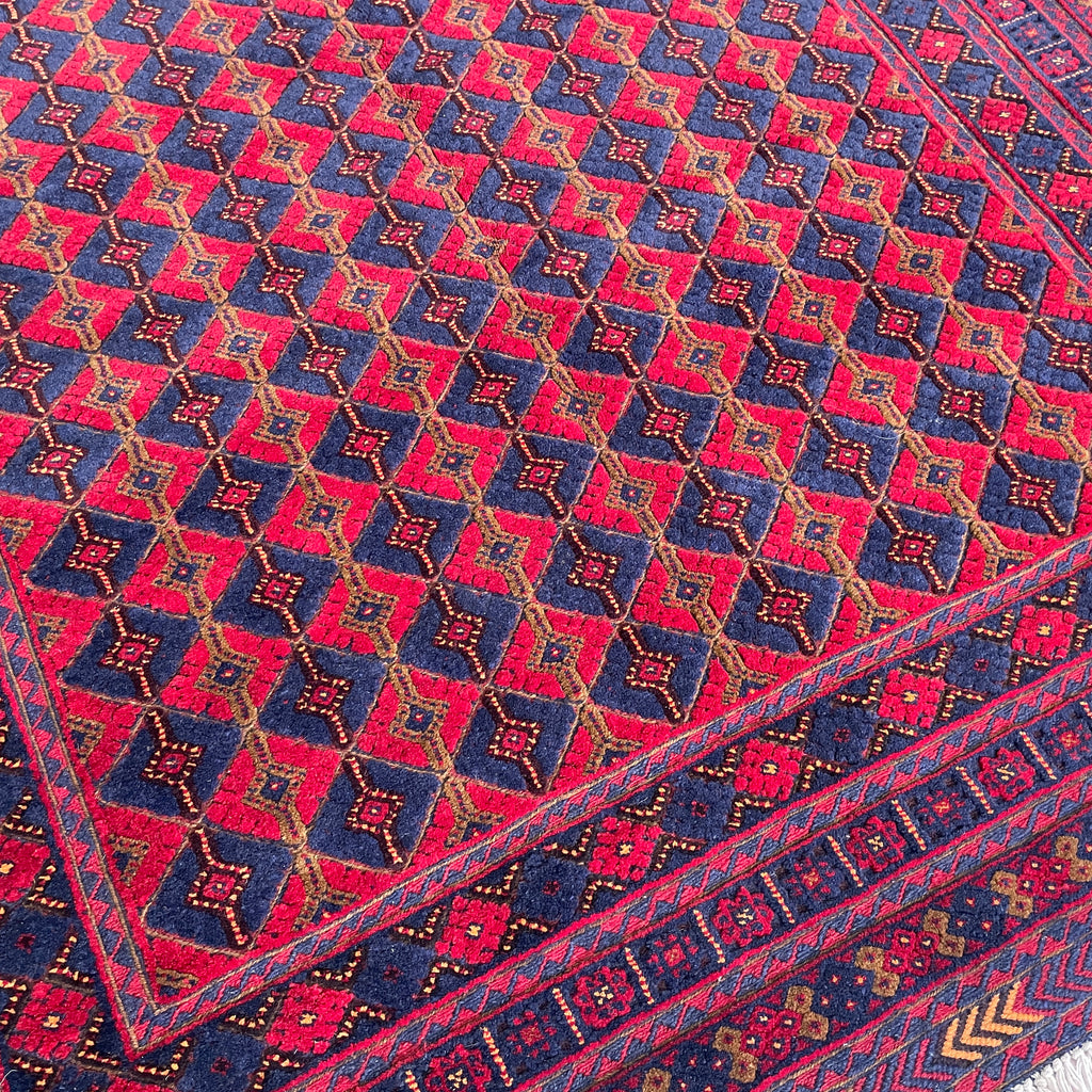 202 x 156 cm | Afghan Fine Mushwani Rug