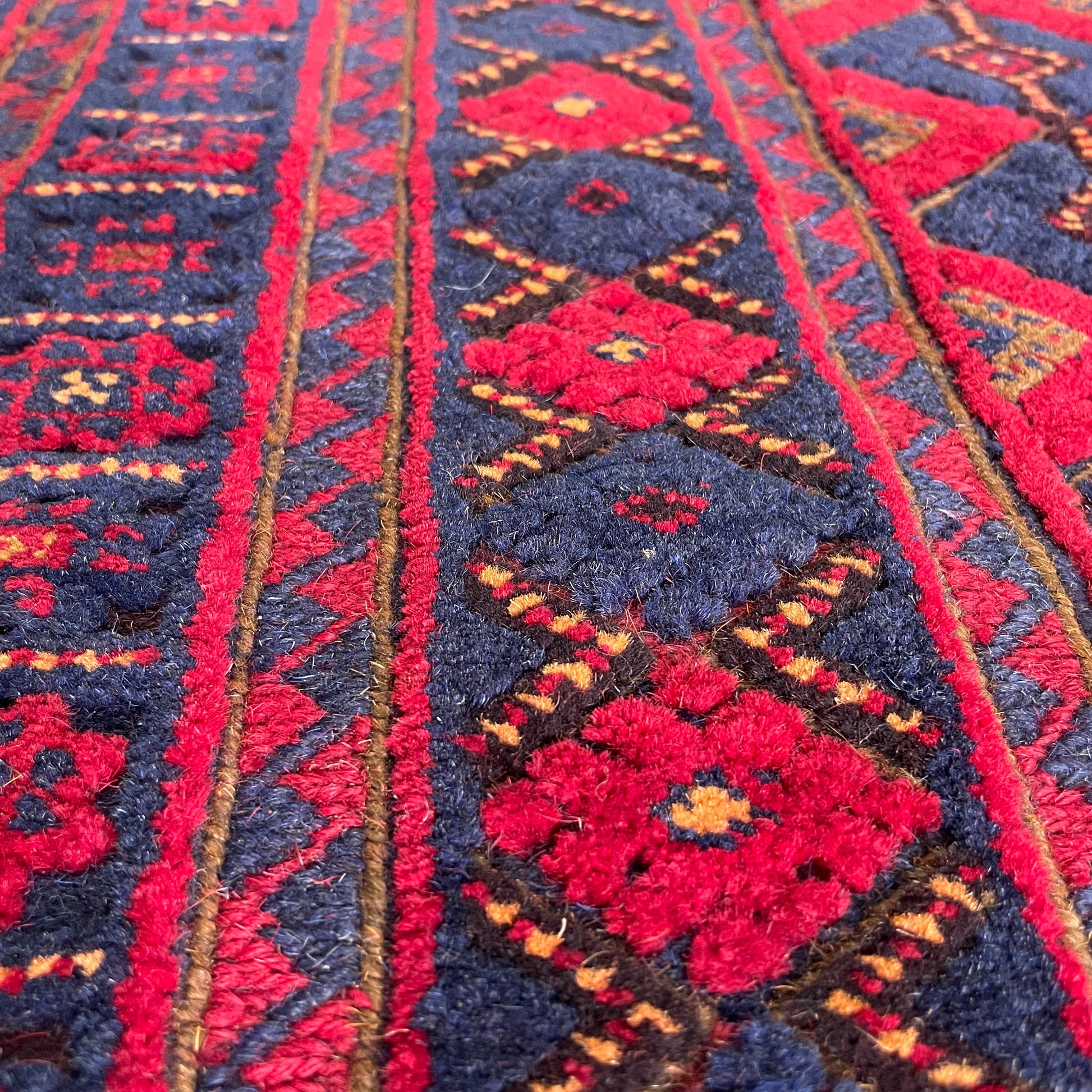 202 x 156 cm | Afghan Fine Mushwani Rug