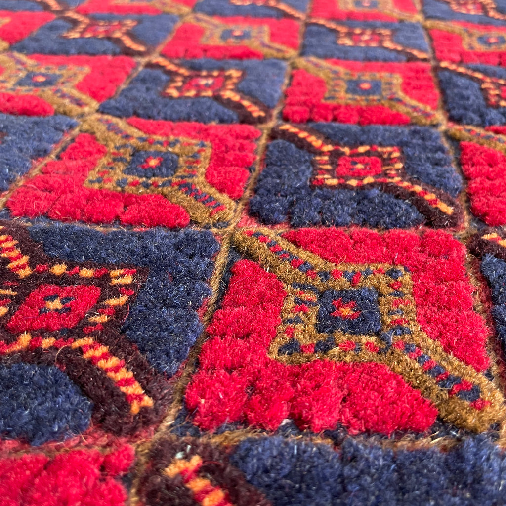 202 x 156 cm | Afghan Fine Mushwani Rug (Belgian Wool)