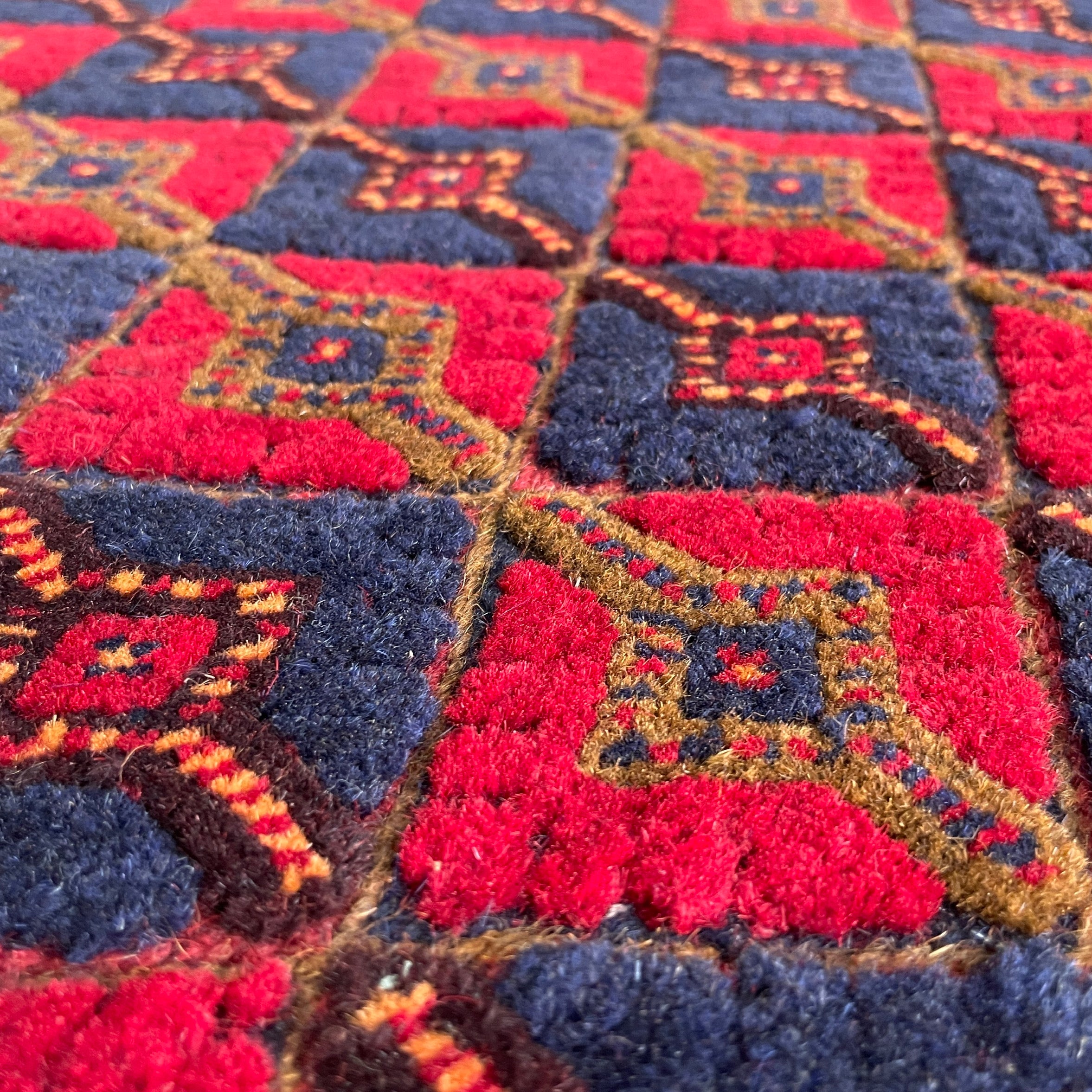 202 x 156 cm | Afghan Fine Mushwani Rug (Belgian Wool)