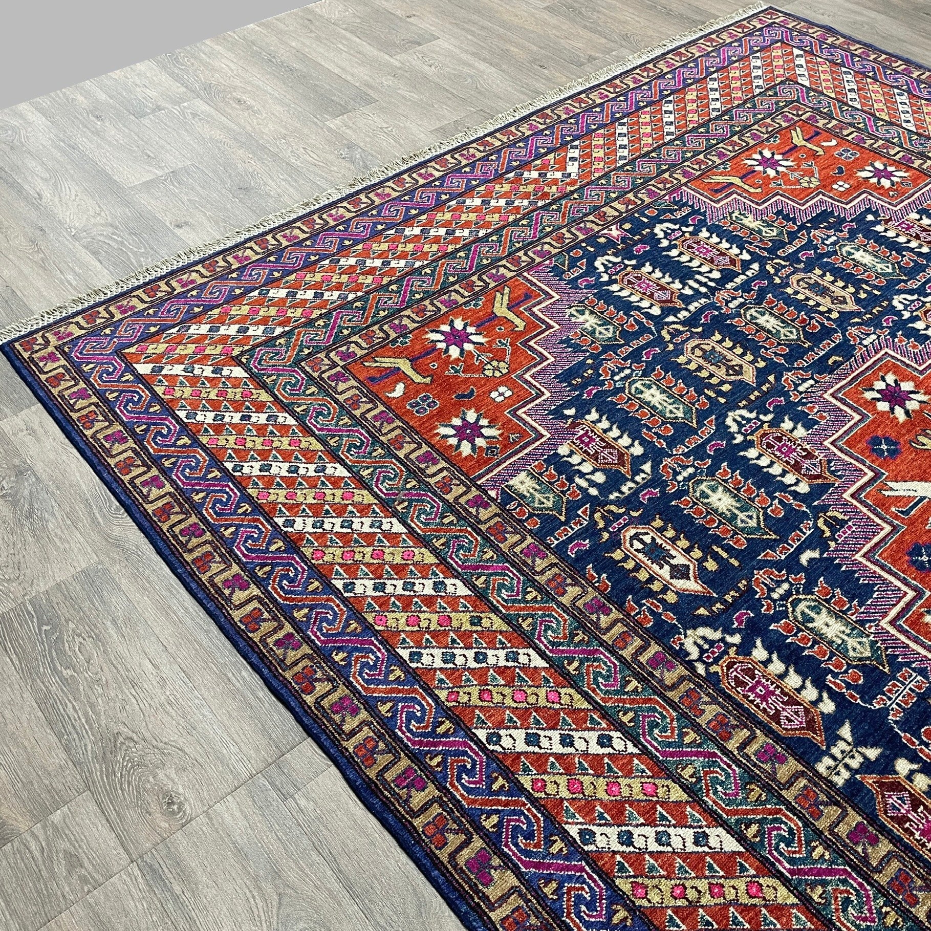 307 x 223 cm | Afghan Heriz Rug