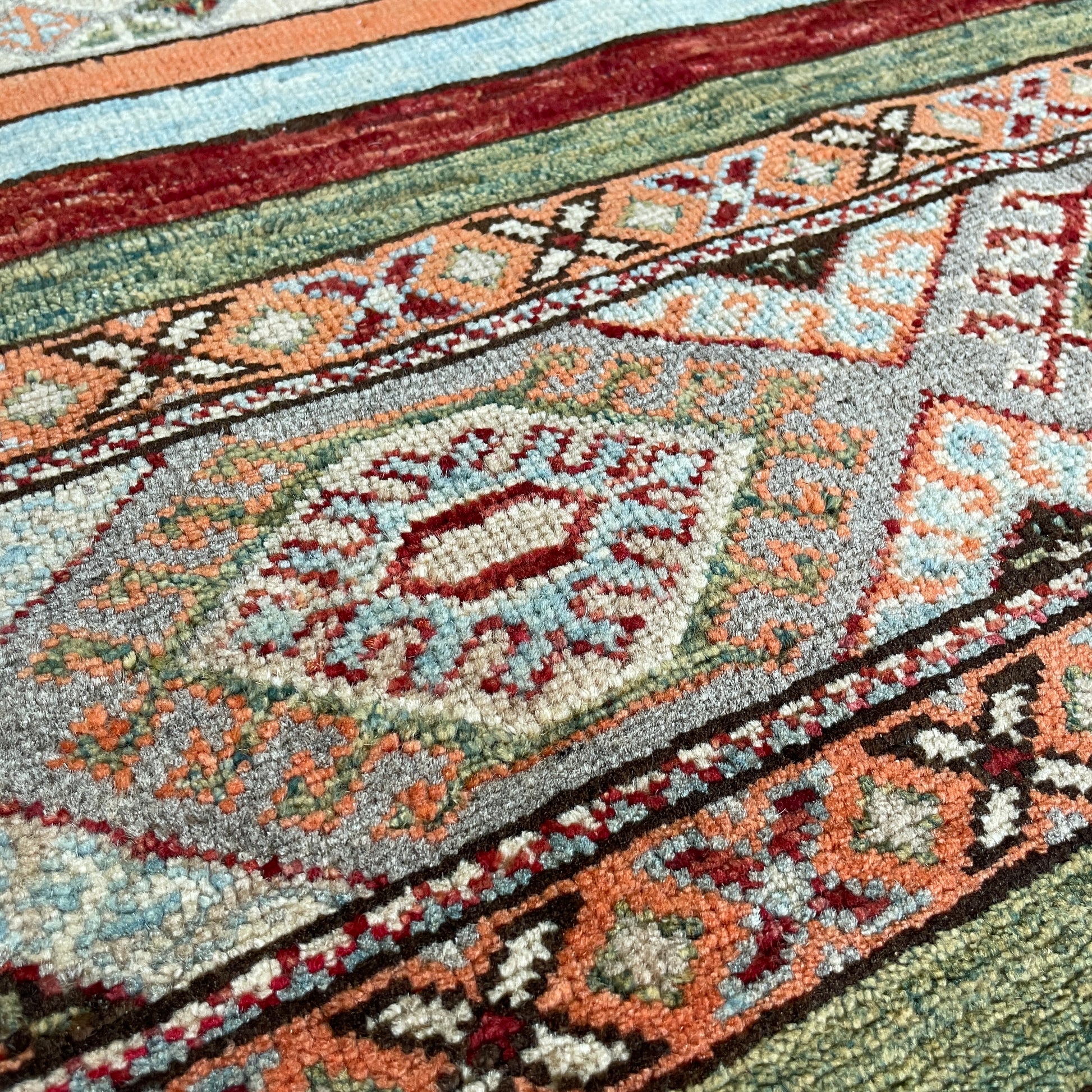 294 x 200 cm | Afghan Khorjin Rug