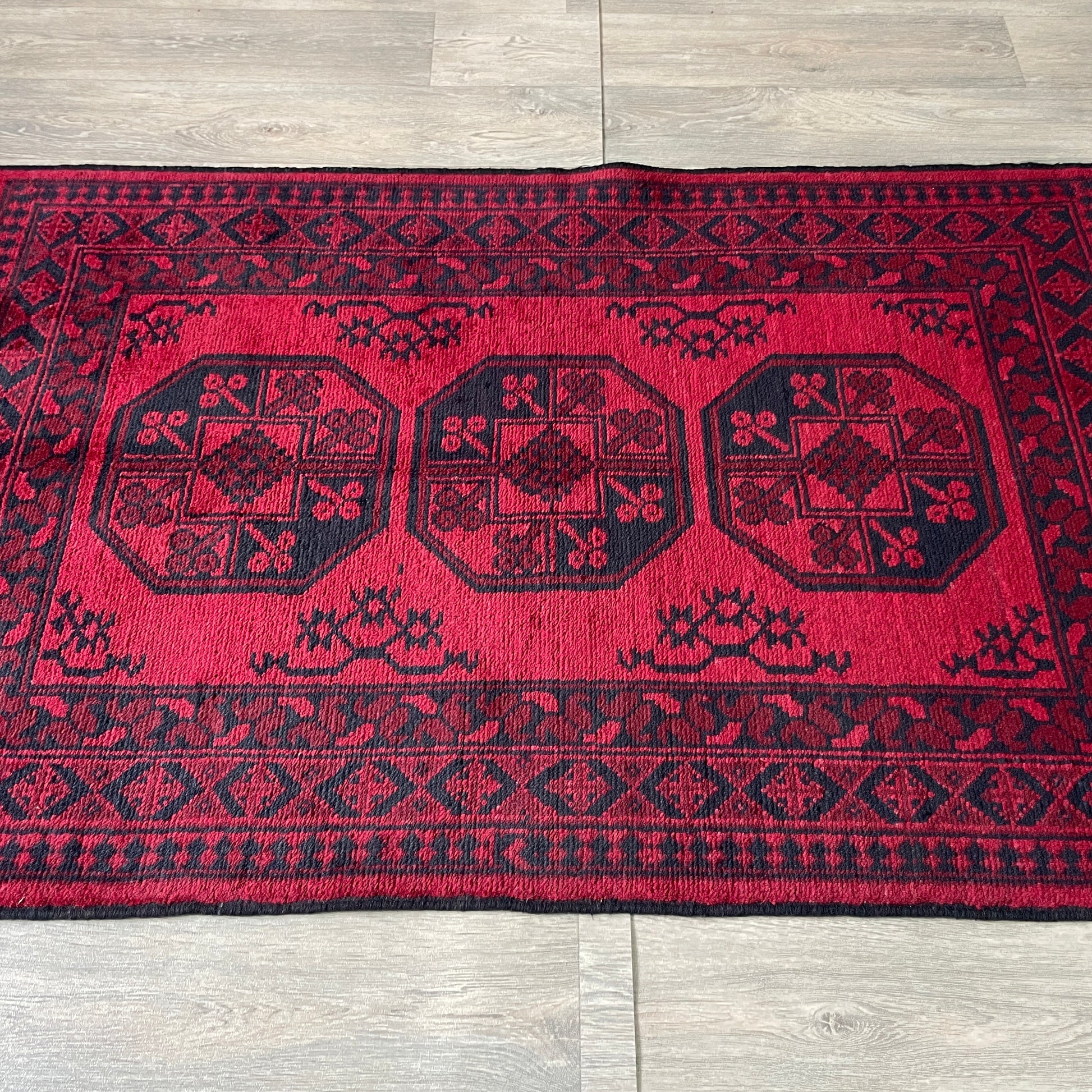 162 x 99 cm | Afghan Aqcha Rug