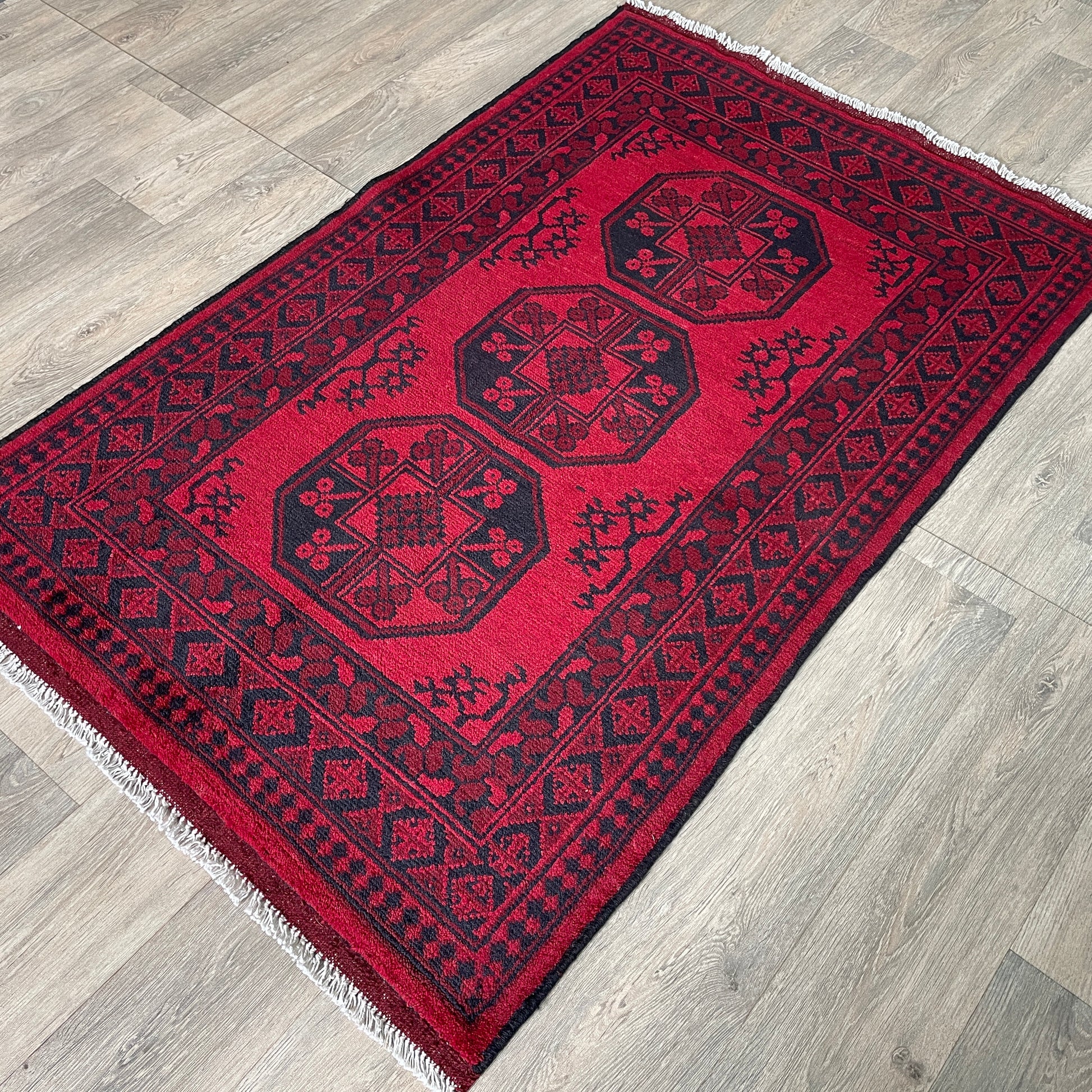 162 x 99 cm | Afghan Aqcha Rug