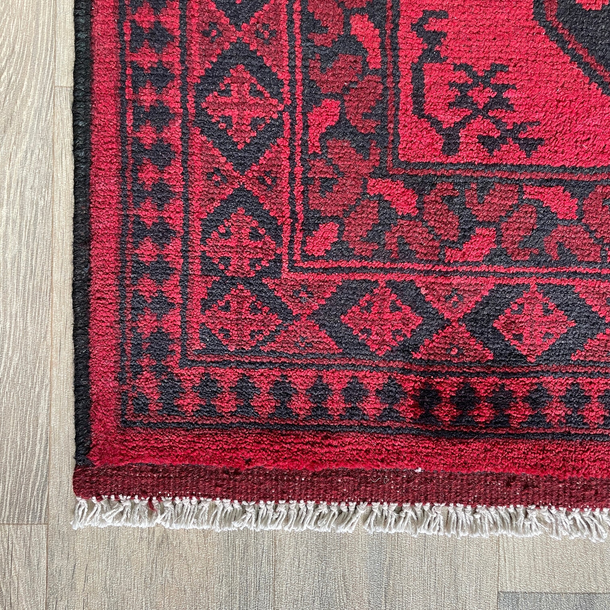 162 x 99 cm | Afghan Aqcha Rug