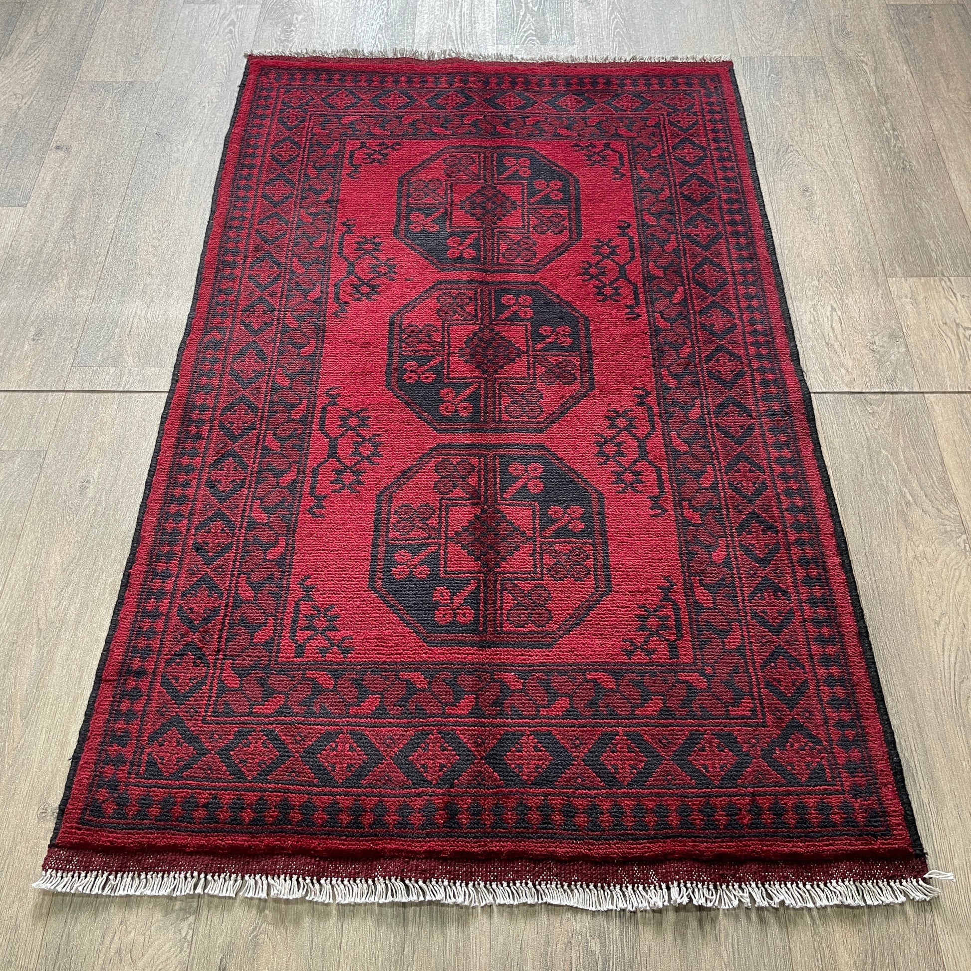 162 x 99 cm | Afghan Aqcha Rug