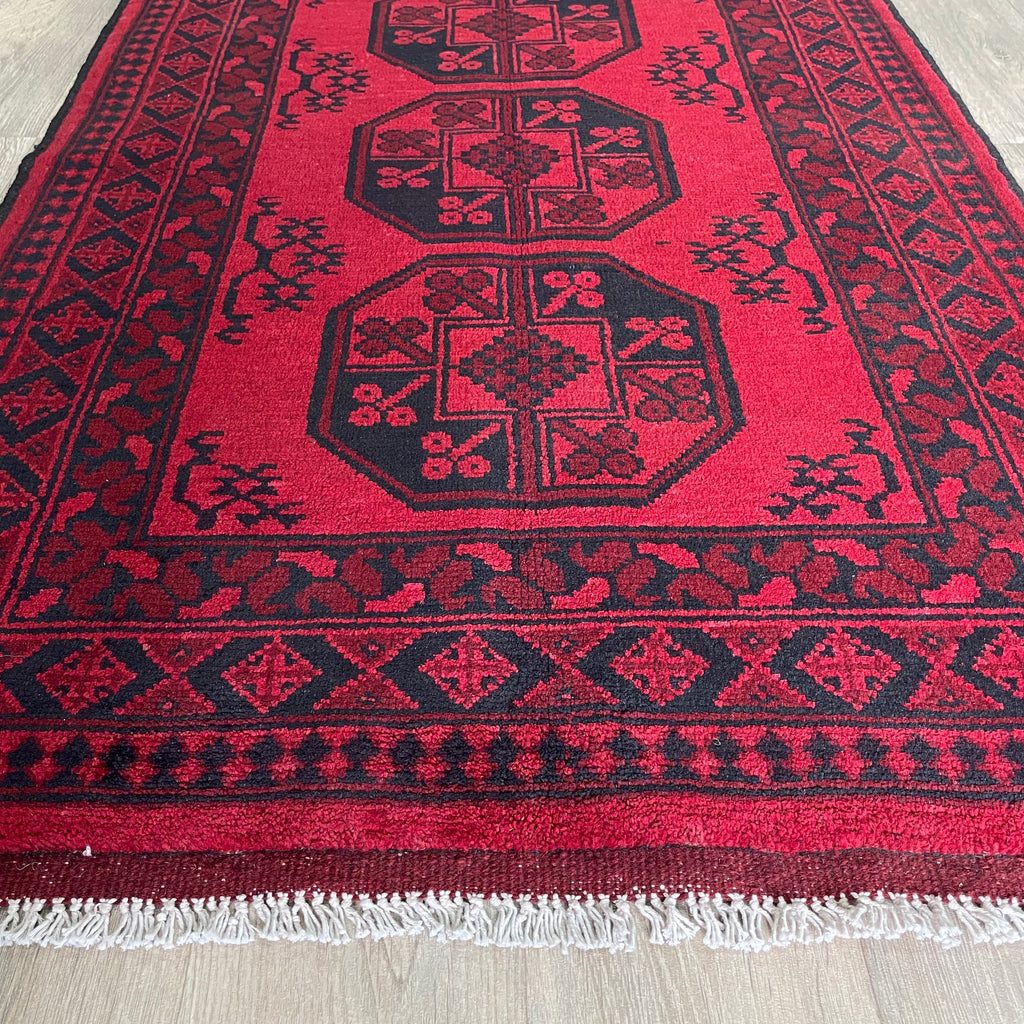 162 x 99 cm | Afghan Aqcha Rug