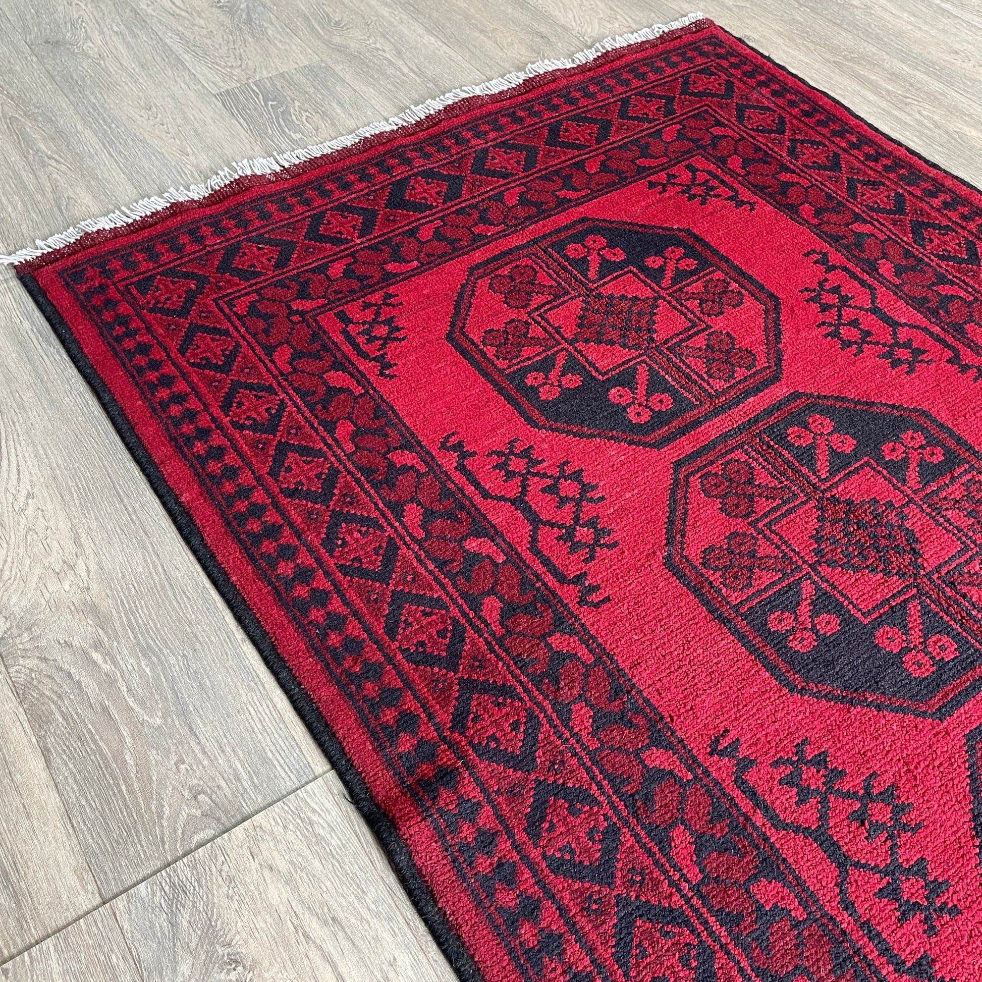 162 x 99 cm | Afghan Aqcha Rug