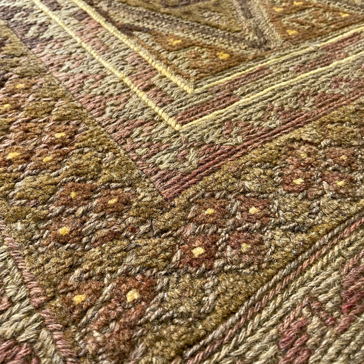 Afghan Mushwani Rug