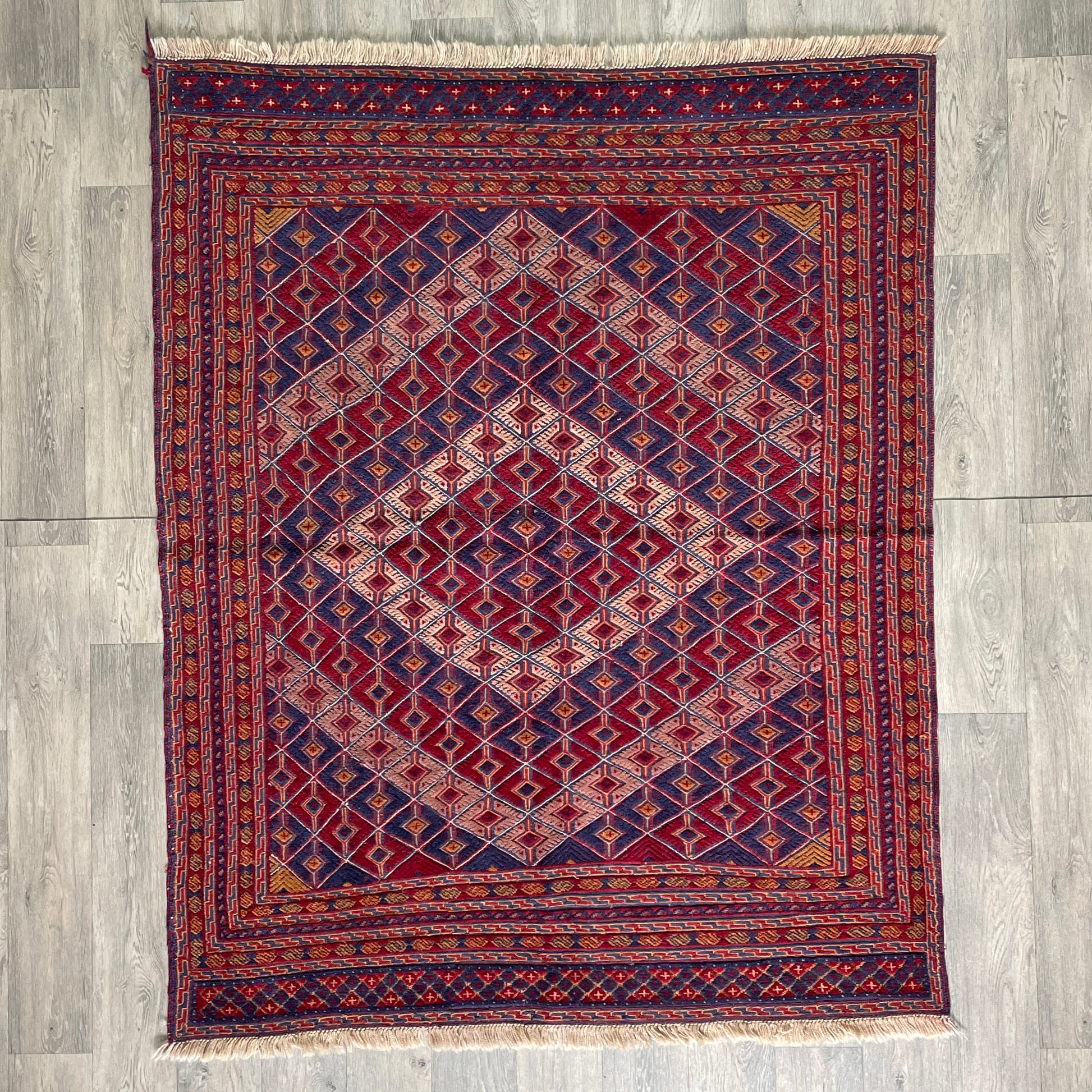 198 x 152 cm | Afghan Fine Mushwani Rug