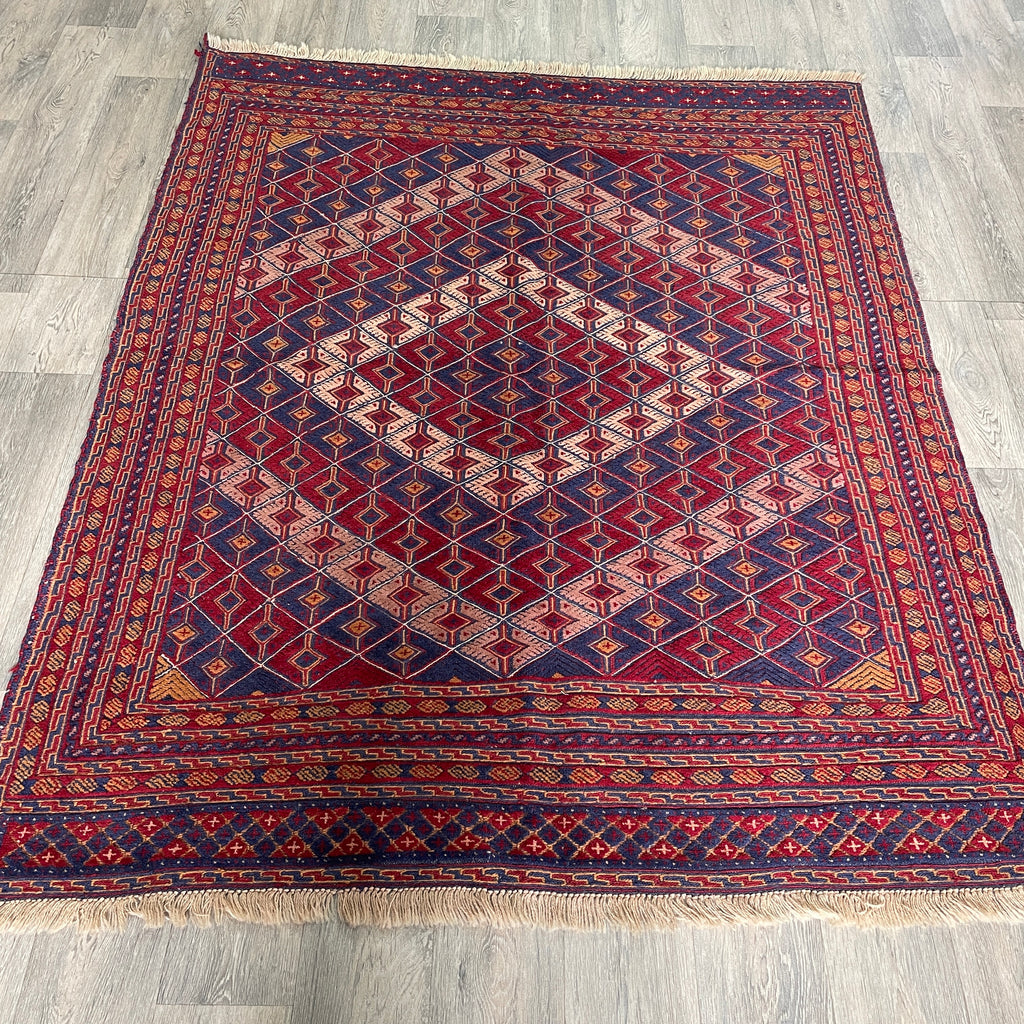 198 x 152 cm | Afghan Fine Mushwani Rug