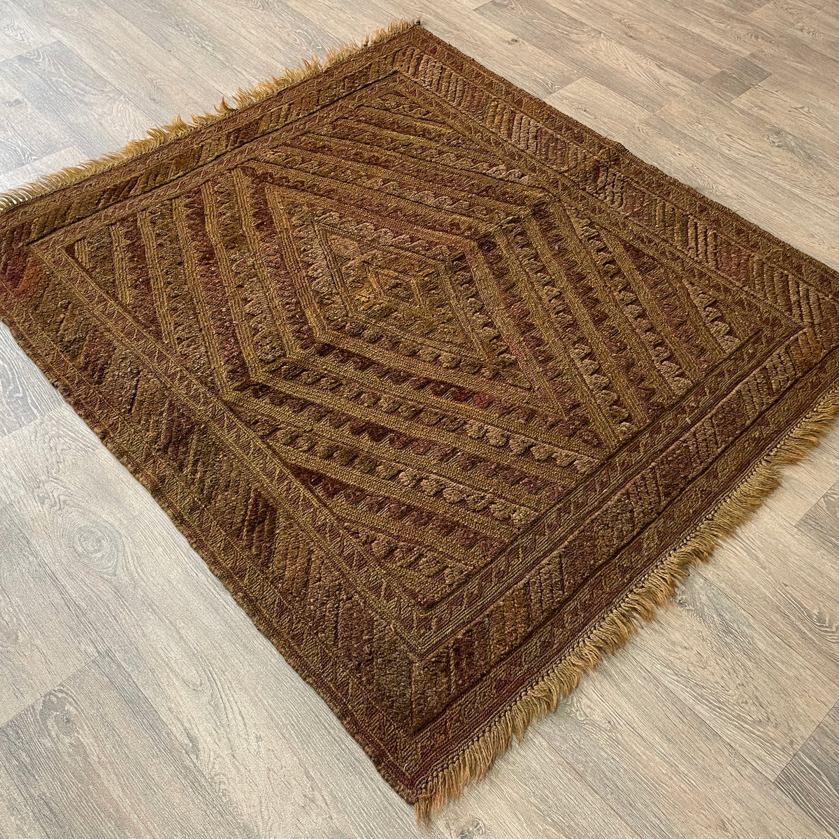 Afghan Mushwani Rug