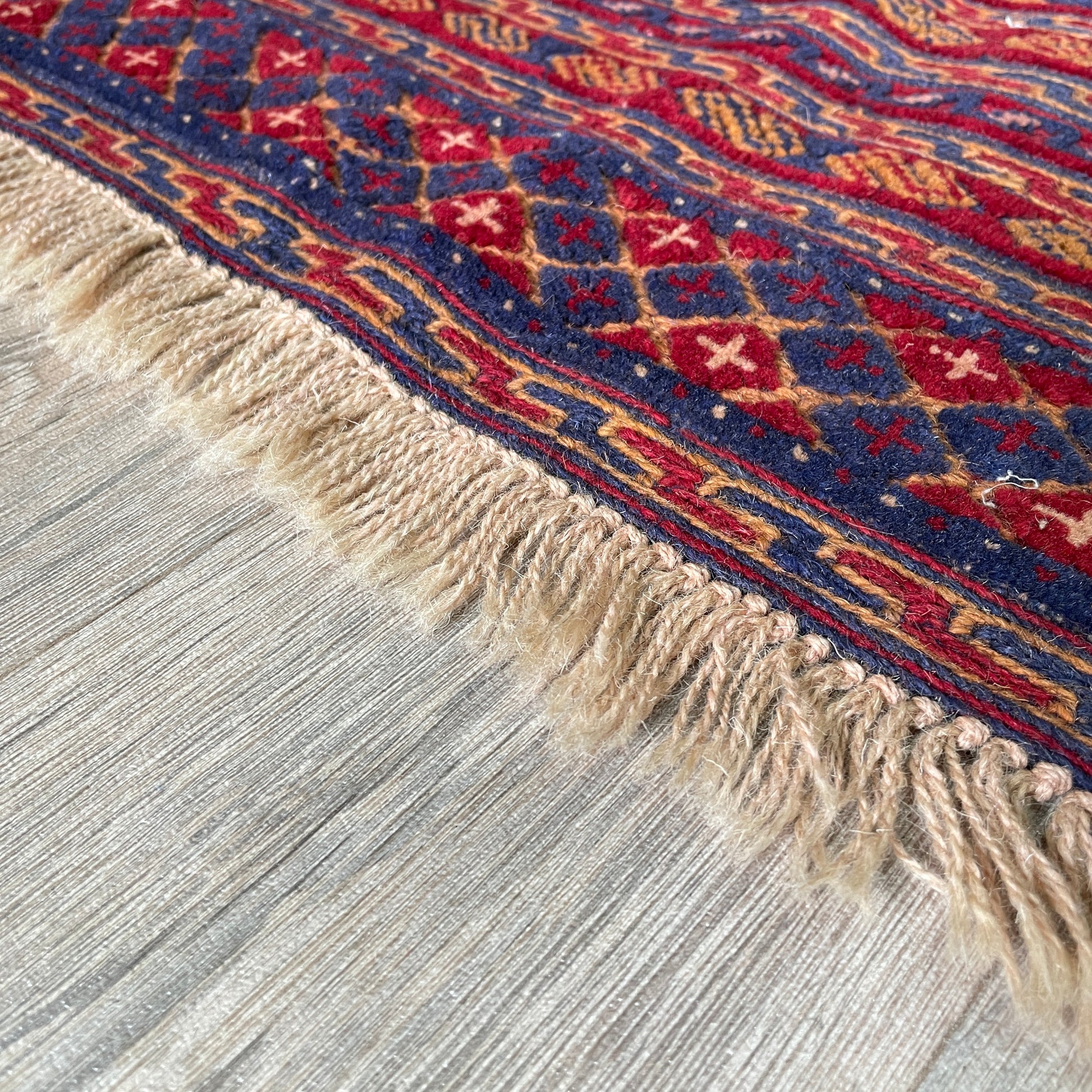 198 x 152 cm | Afghan Fine Mushwani Rug