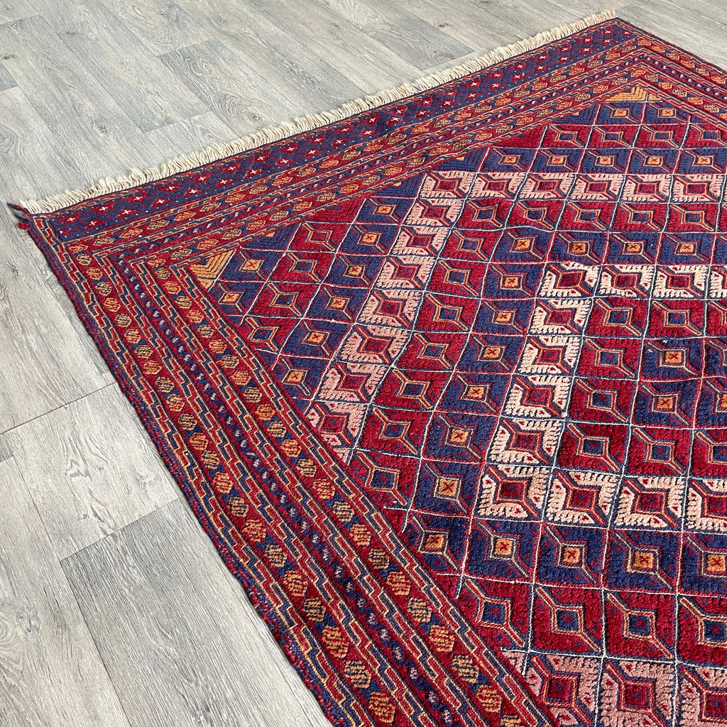 198 x 152 cm | Afghan Fine Mushwani Rug