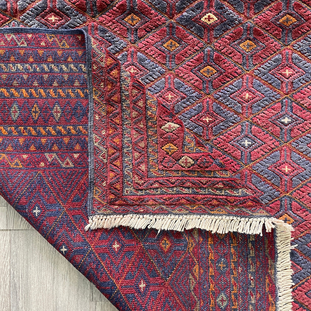 201 x 153 cm | Afghan Fine Mushwani Rug