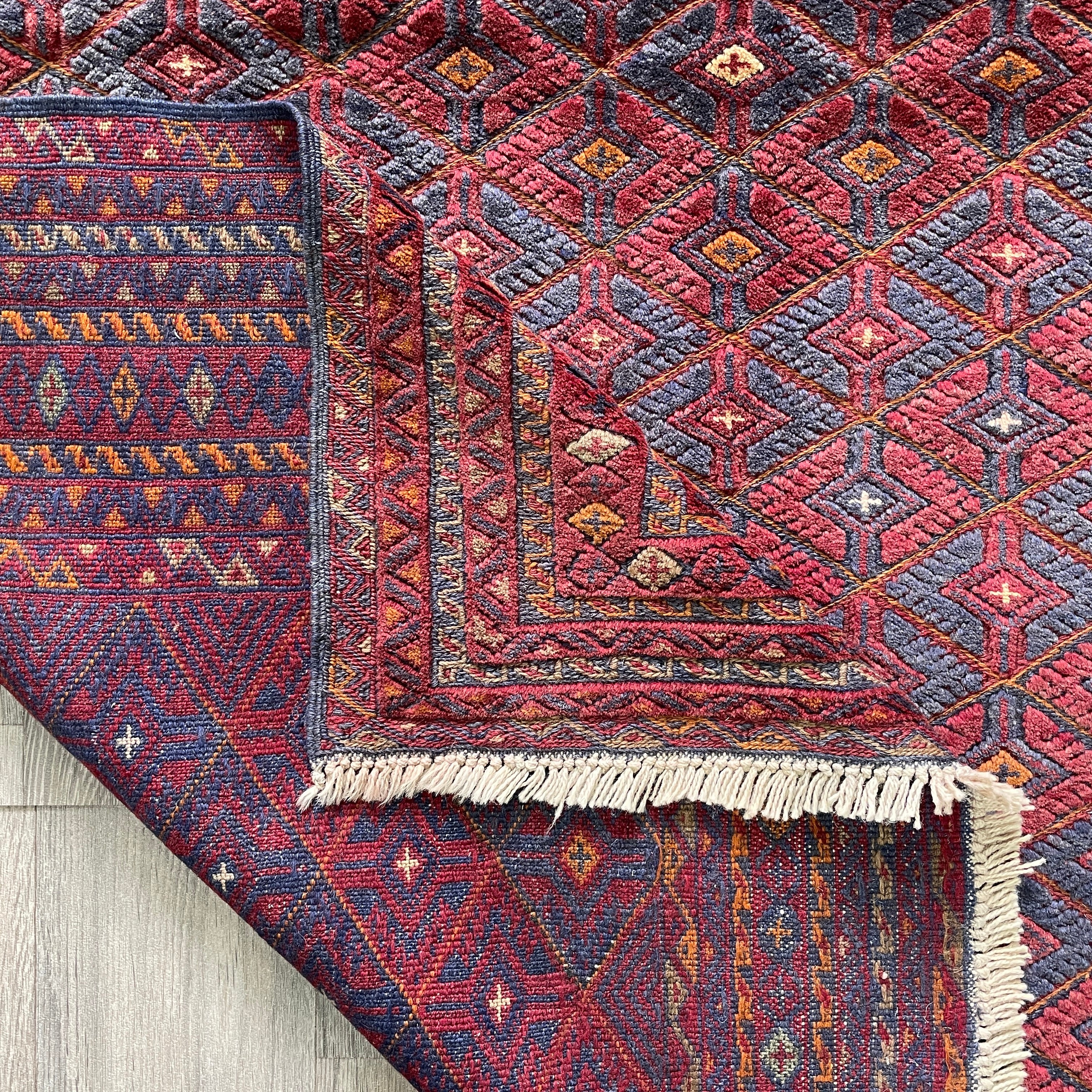 201 x 153 cm | Afghan Fine Mushwani Rug - Khorasan Rugs