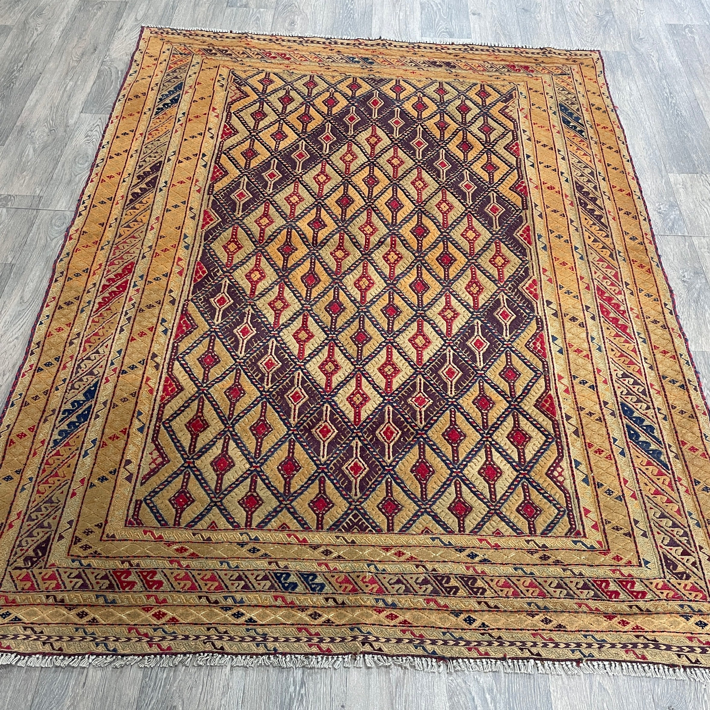 196 x 149 cm | Afghan Fine Mushwani Rug (Belgian Wool)
