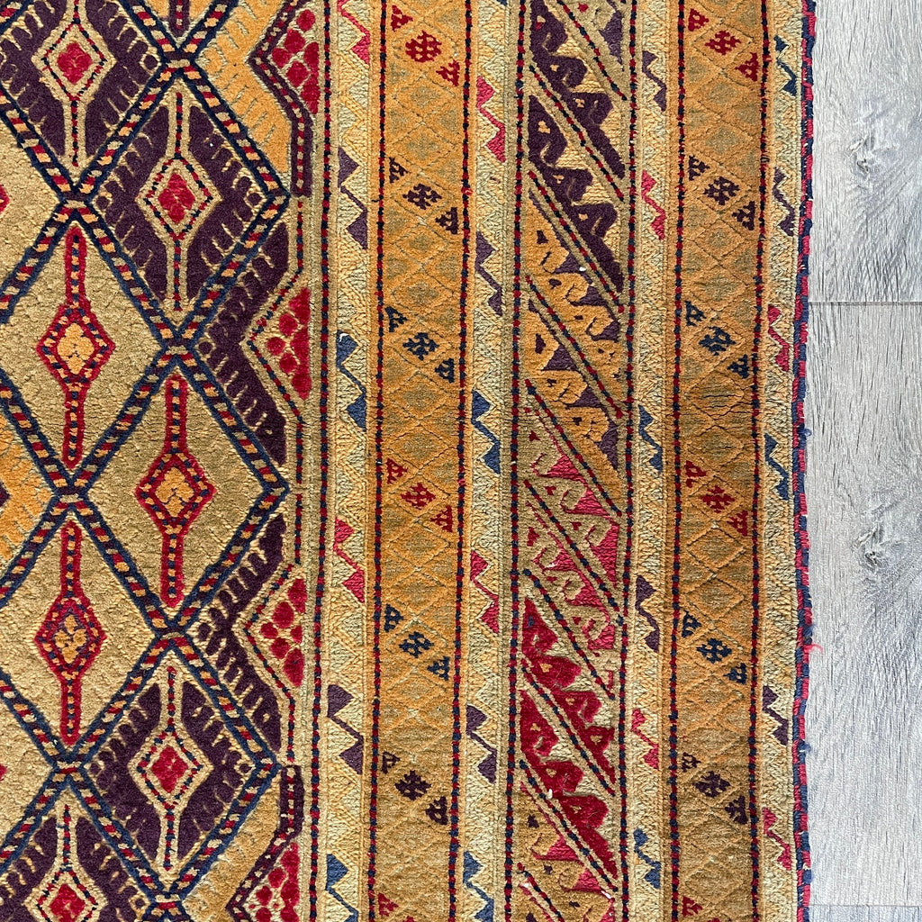 196 x 149 cm | Afghan Fine Mushwani Rug (Belgian Wool)