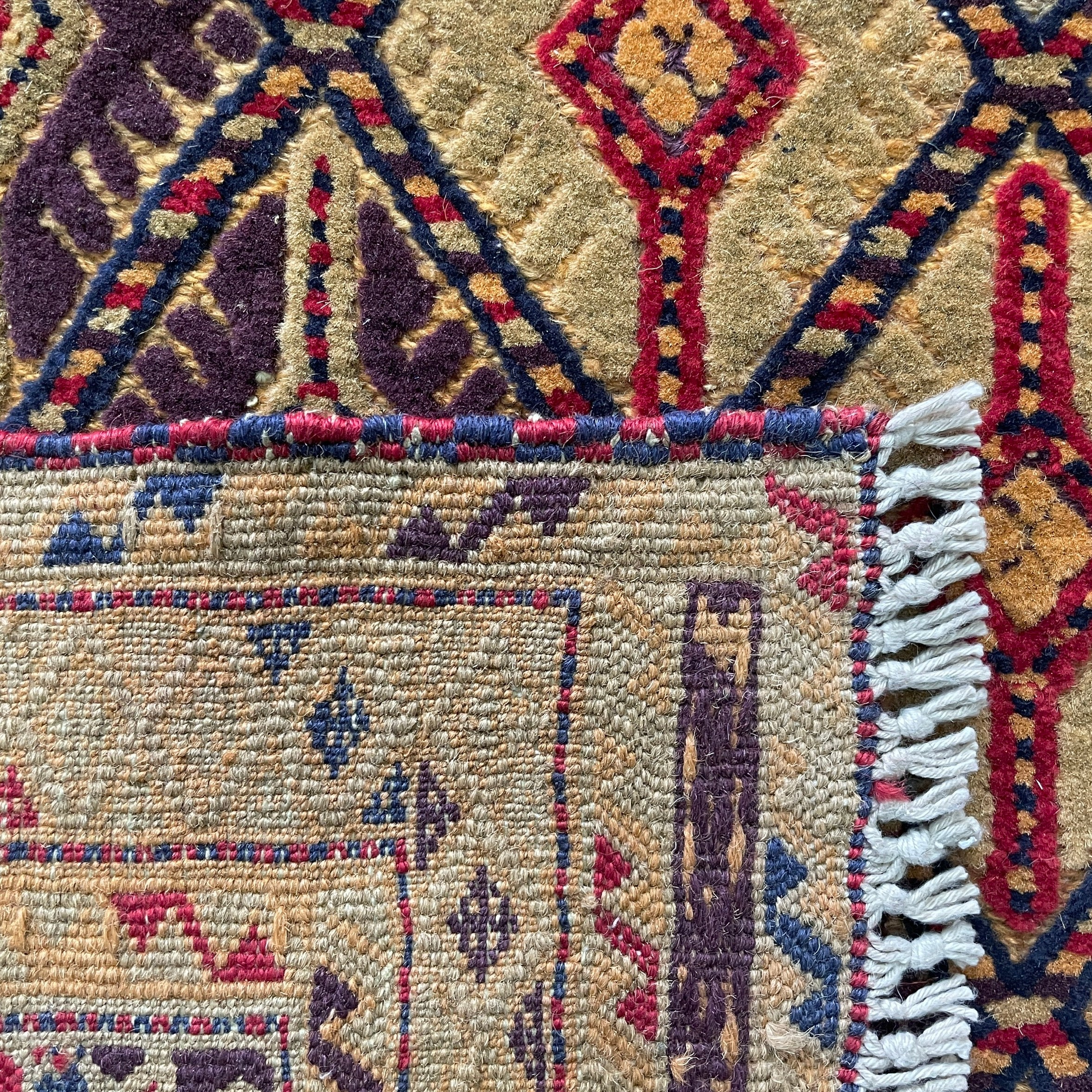 196 x 149 cm | Afghan Fine Mushwani Rug (Belgian Wool)