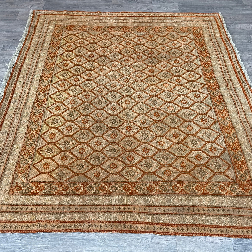 192 x 170 cm | Afghan Fine Mushwani Rug (Belgian Wool)
