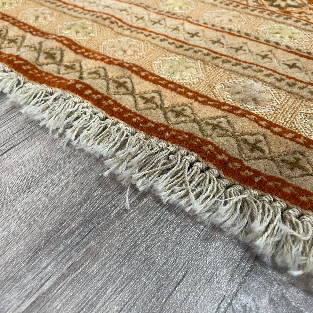 192 x 170 cm | Afghan Fine Mushwani Rug (Belgian Wool)