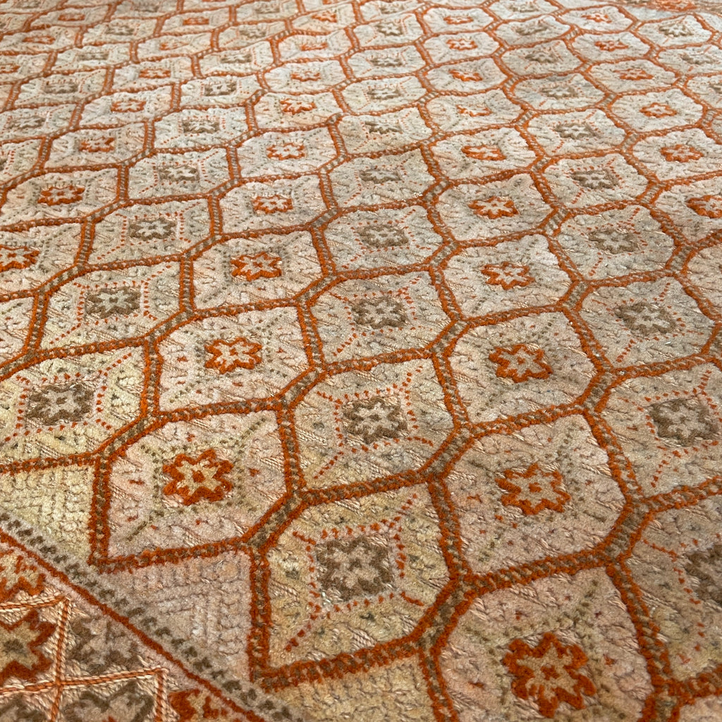192 x 170 cm | Afghan Fine Mushwani Rug (Belgian Wool)