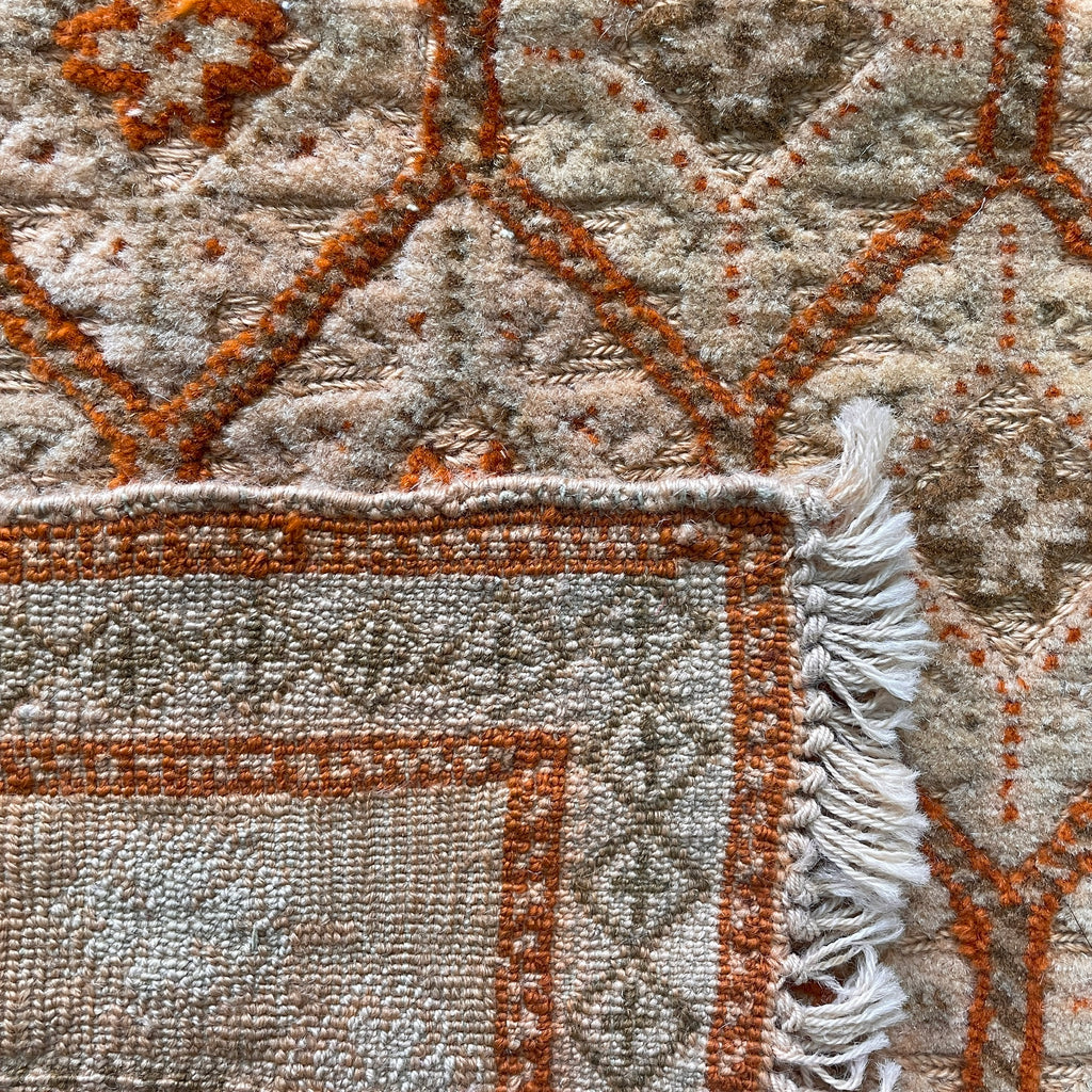 192 x 170 cm | Afghan Fine Mushwani Rug (Belgian Wool)