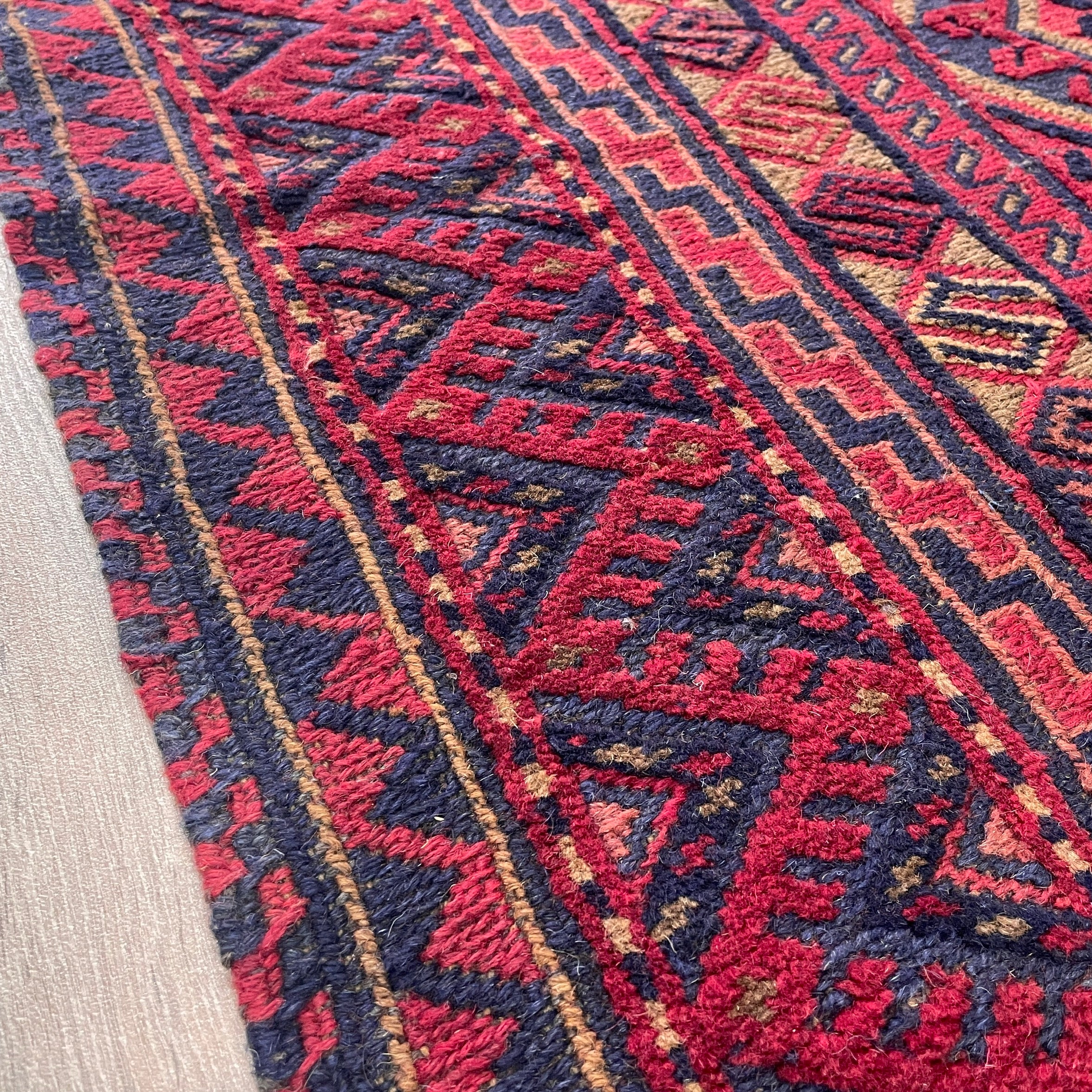 191 x 158 cm | Afghan Mushwani Rug