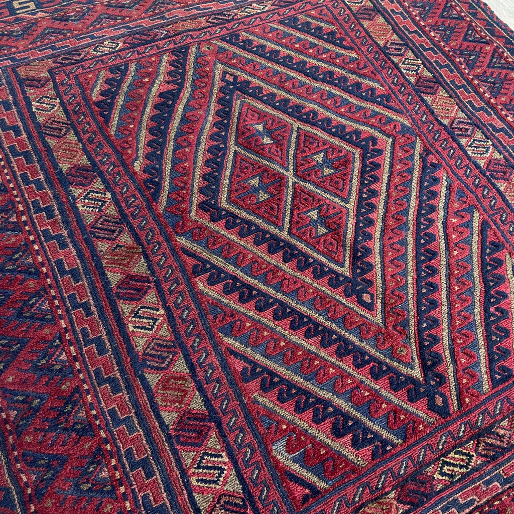 191 x 158 cm | Afghan Mushwani Rug