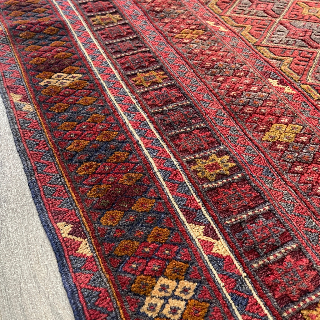 186 x 149 cm | Afghan Fine Mushwani Rug (Belgian Wool)