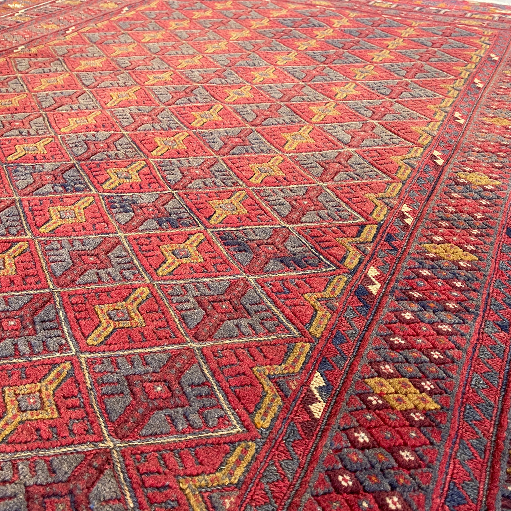 186 x 149 cm | Afghan Fine Mushwani Rug (Belgian Wool)