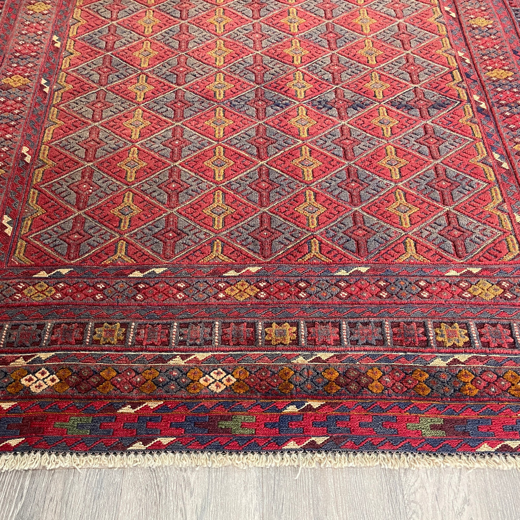 186 x 149 cm | Afghan Fine Mushwani Rug (Belgian Wool)