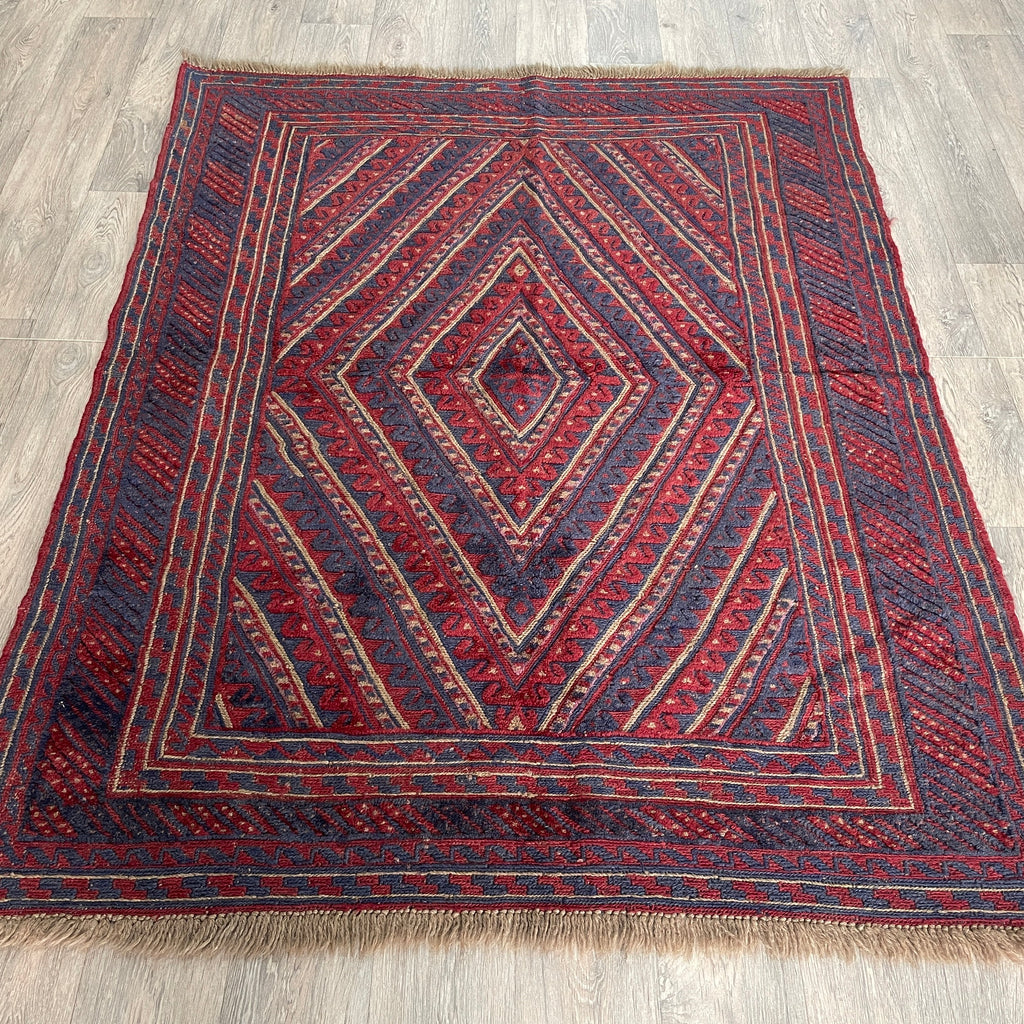 188 x 143 cm | Afghan Mushwani Rug