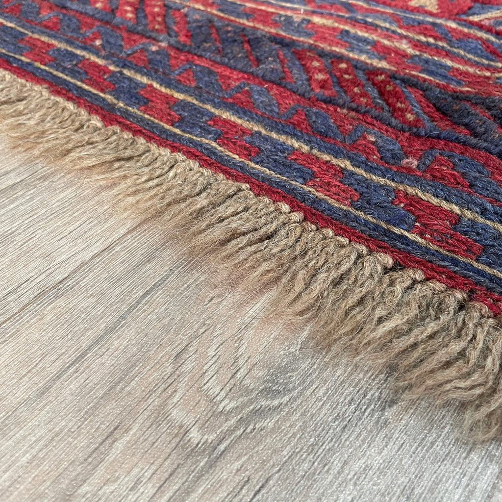 188 x 143 cm | Afghan Mushwani Rug