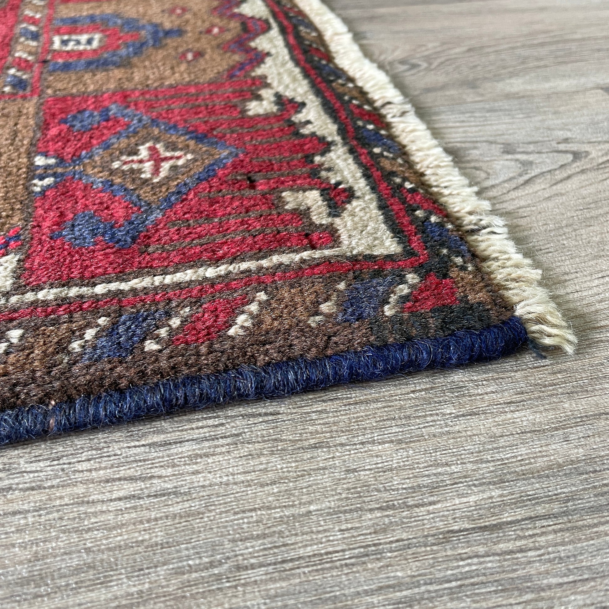 137 x 84 cm | Afghan Ersari Baluch Rug (Old 1980)