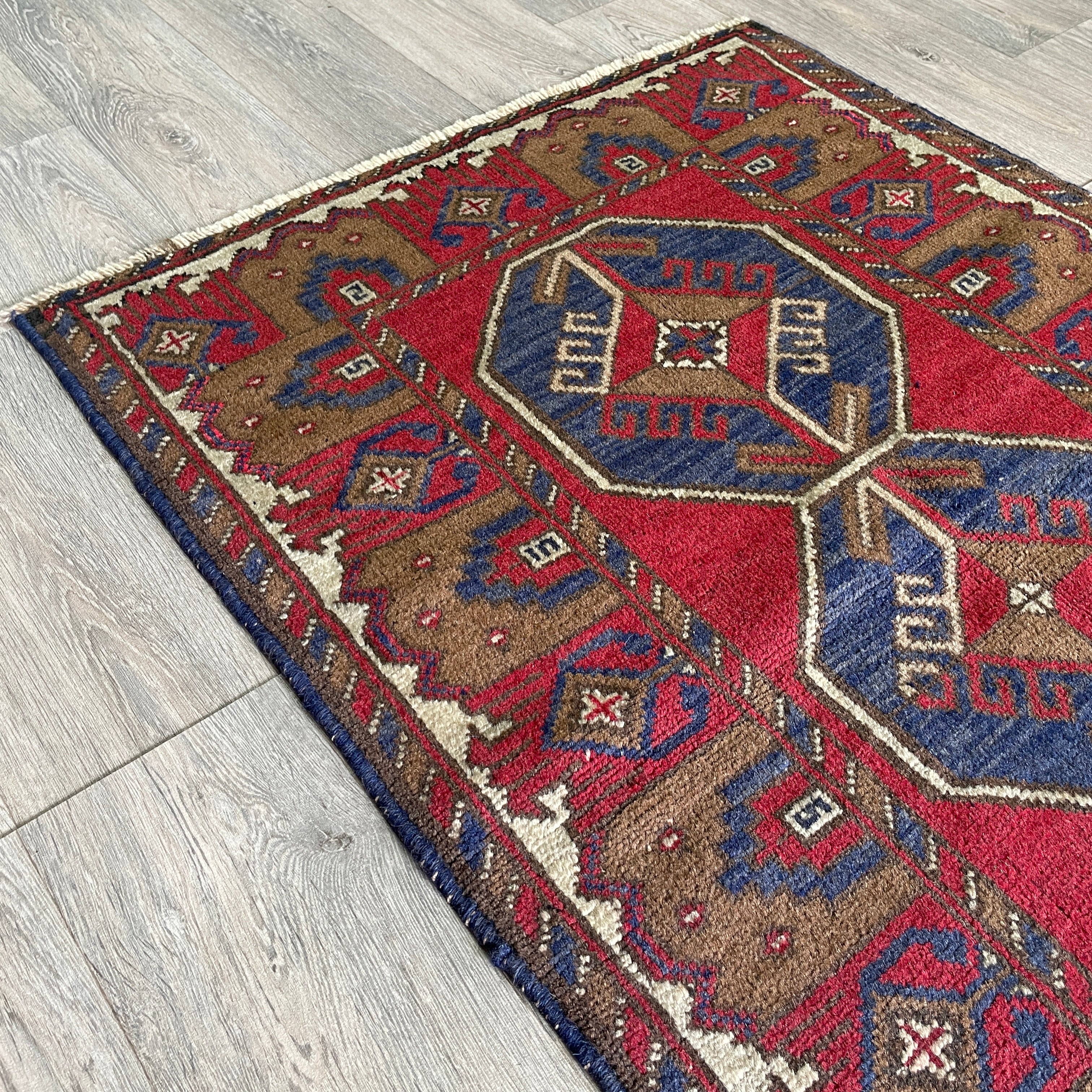 137 x 84 cm | Afghan Ersari Baluch Rug (Old 1980) - Khorasan Rugs