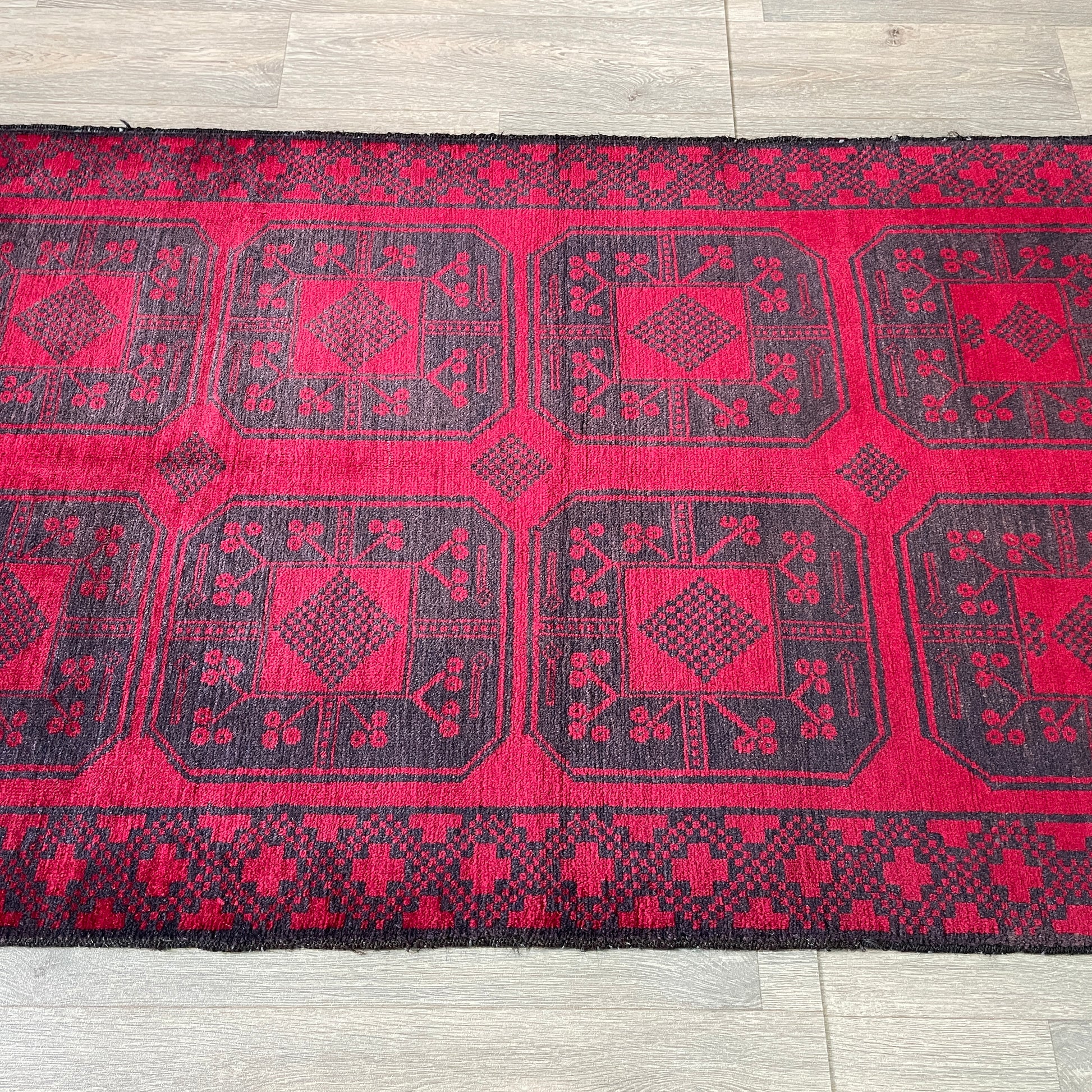 154 x 91 cm | Afghan Ersari Baluch Rug (Old 1980)
