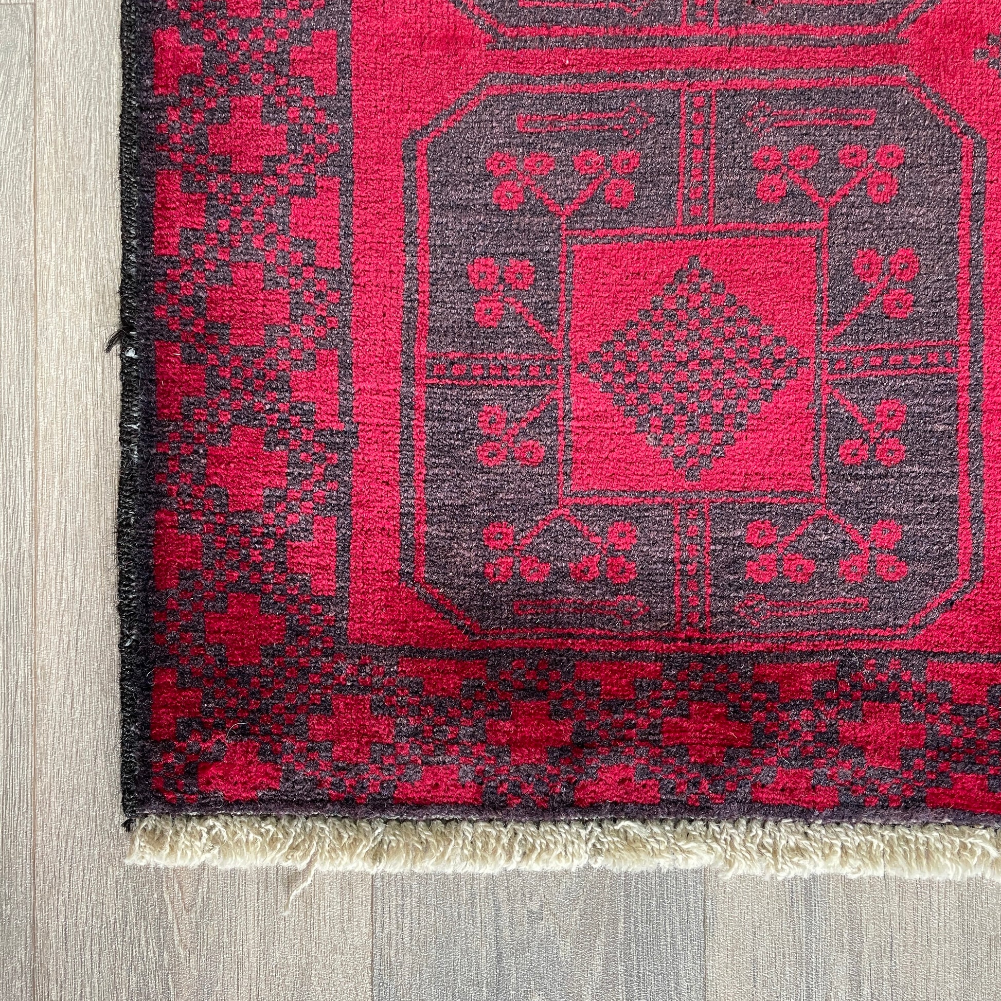 154 x 91 cm | Afghan Ersari Baluch Rug (Old 1980)
