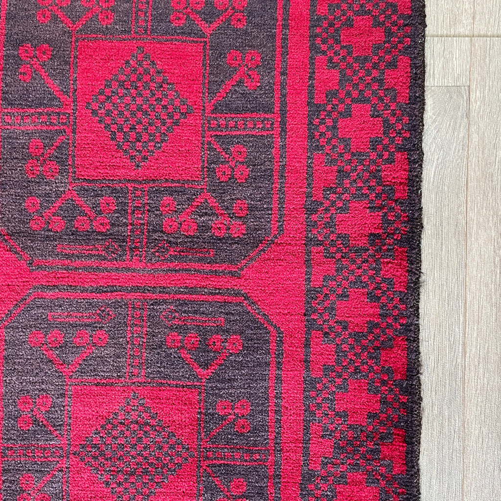 154 x 91 cm | Afghan Ersari Baluch Rug (Old 1980)