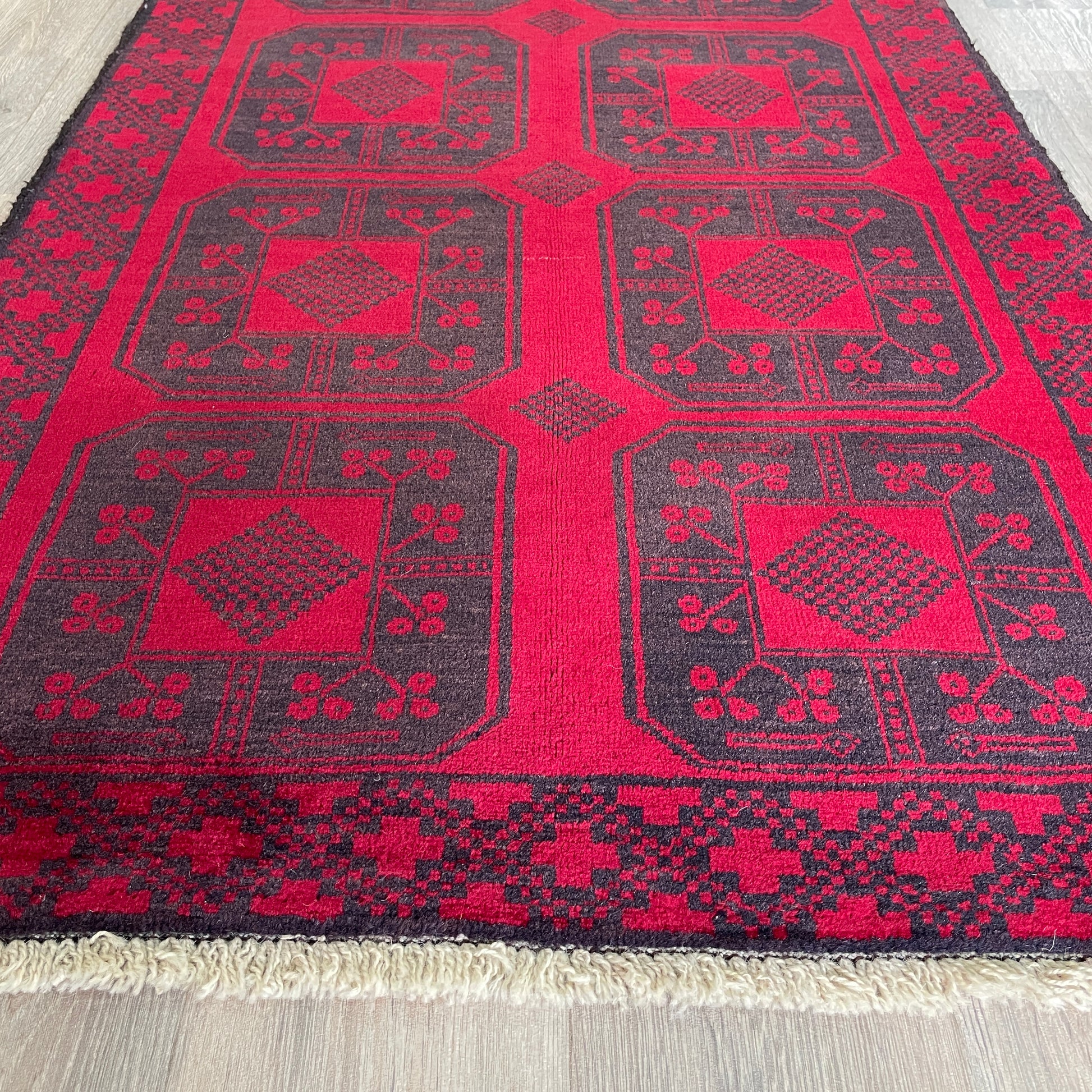 154 x 91 cm | Afghan Ersari Baluch Rug (Old 1980)