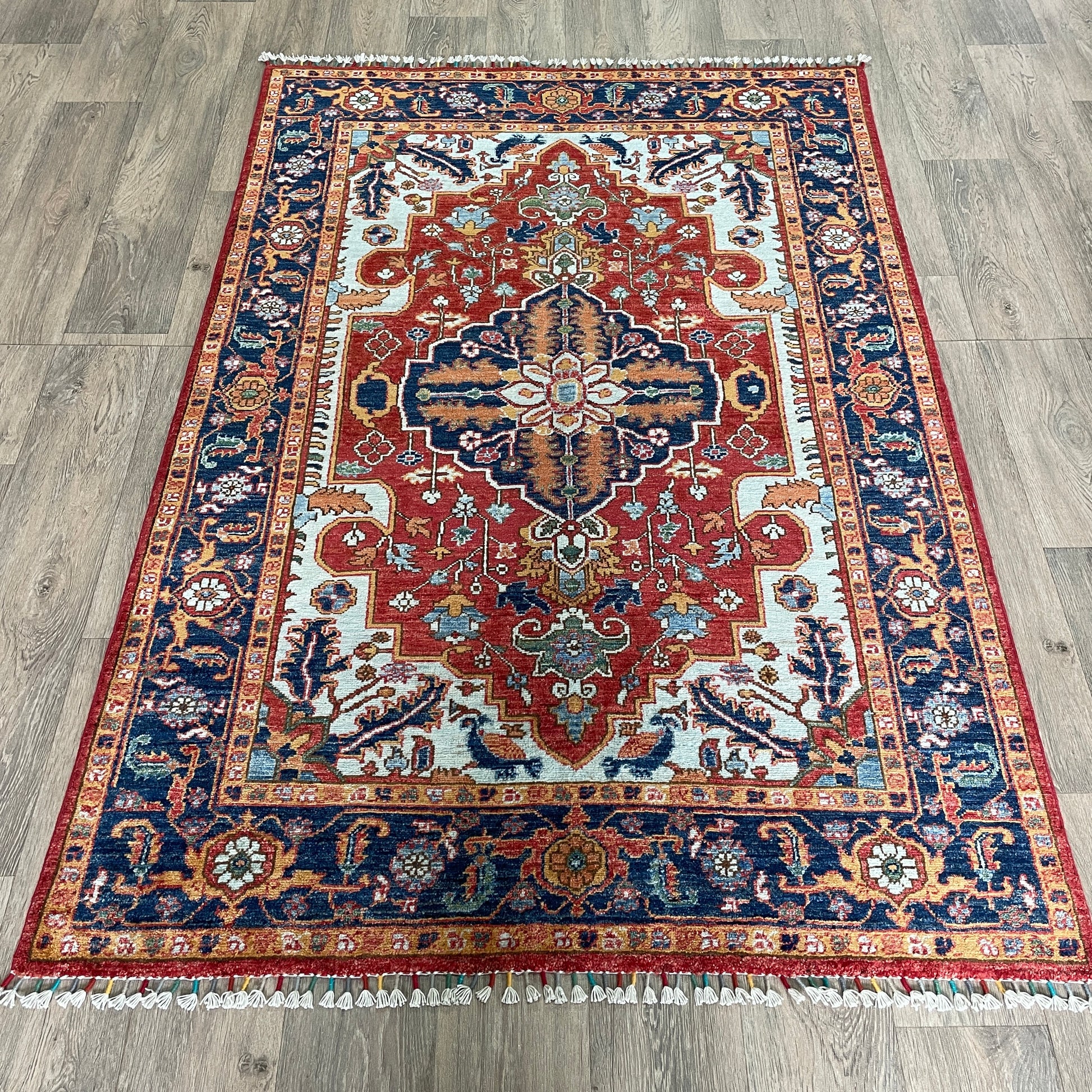 183 x 121 cm | Afghan Heriz Rug