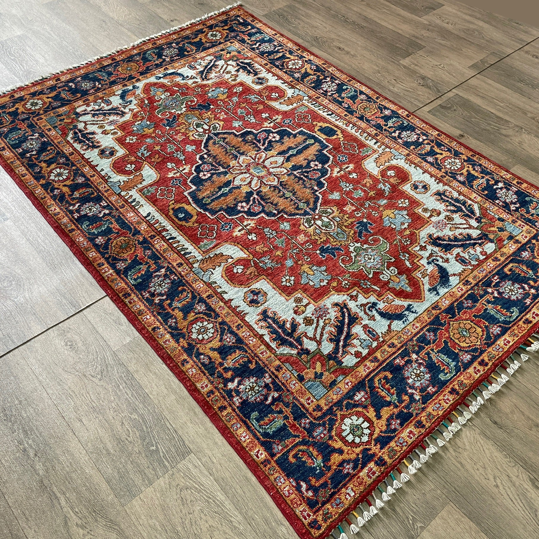 183 x 121 cm | Afghan Heriz Rug