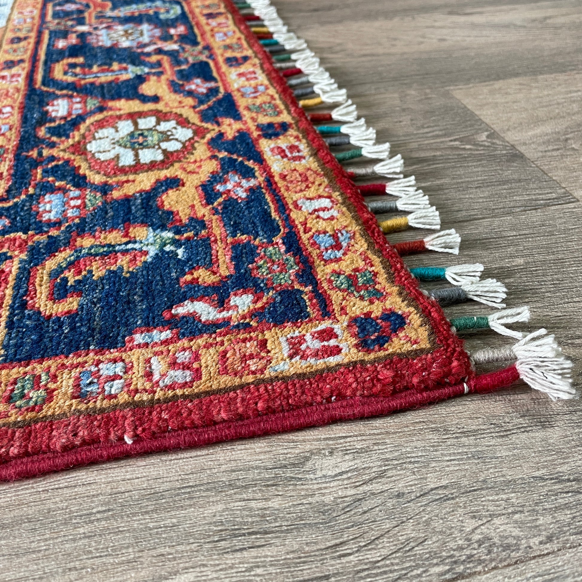 183 x 121 cm | Afghan Heriz Rug